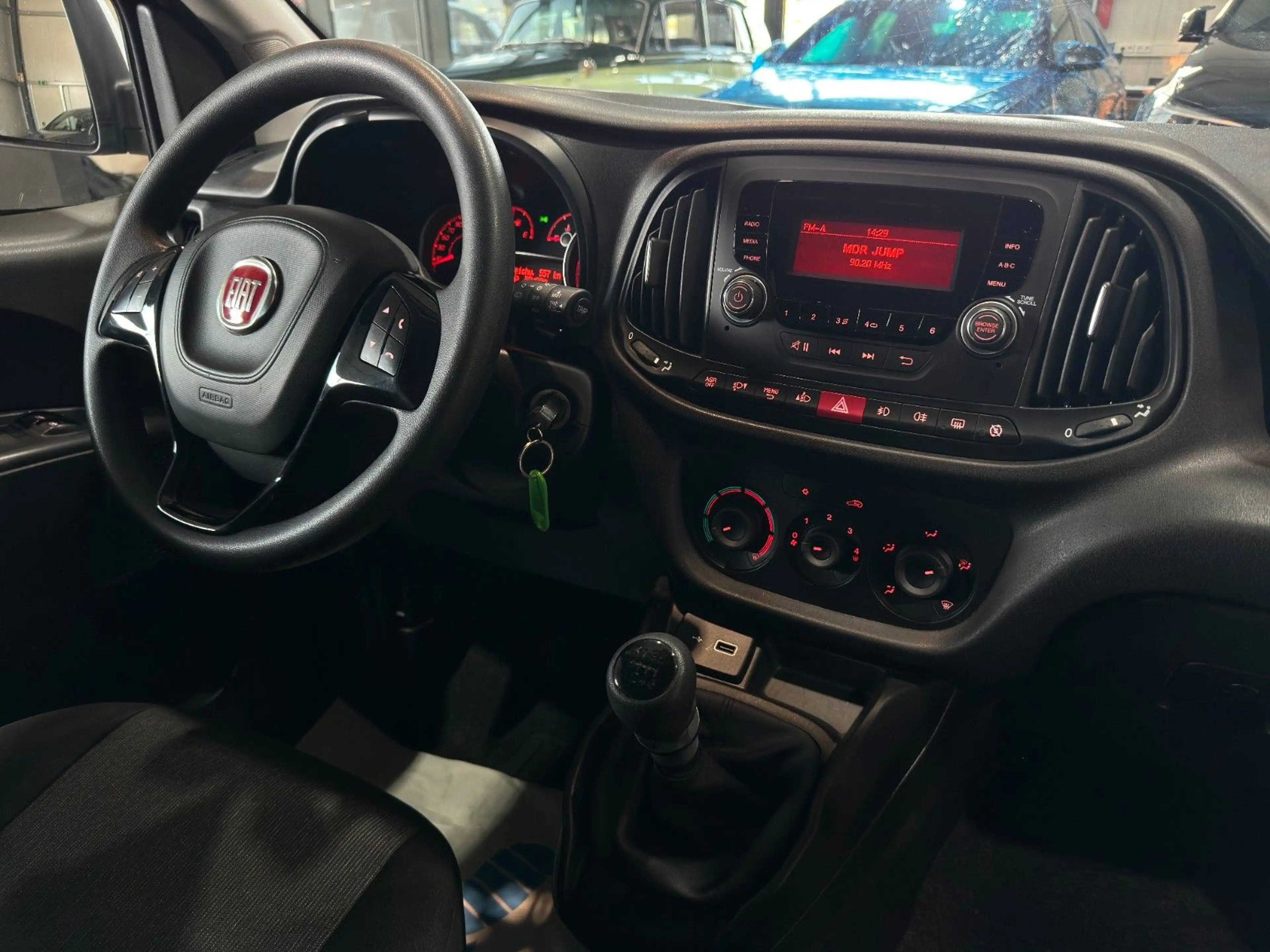 Fiat Doblo Doblò/Basis/Kombi/RADIO/KLIMA/USB/2.HAND — photo 13