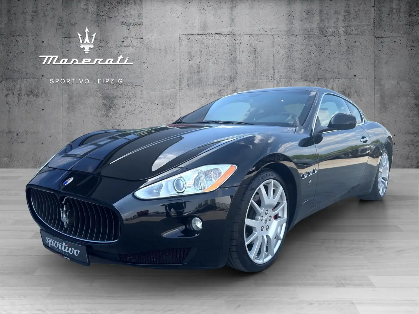 Maserati GranTurismo Schwarz - 2