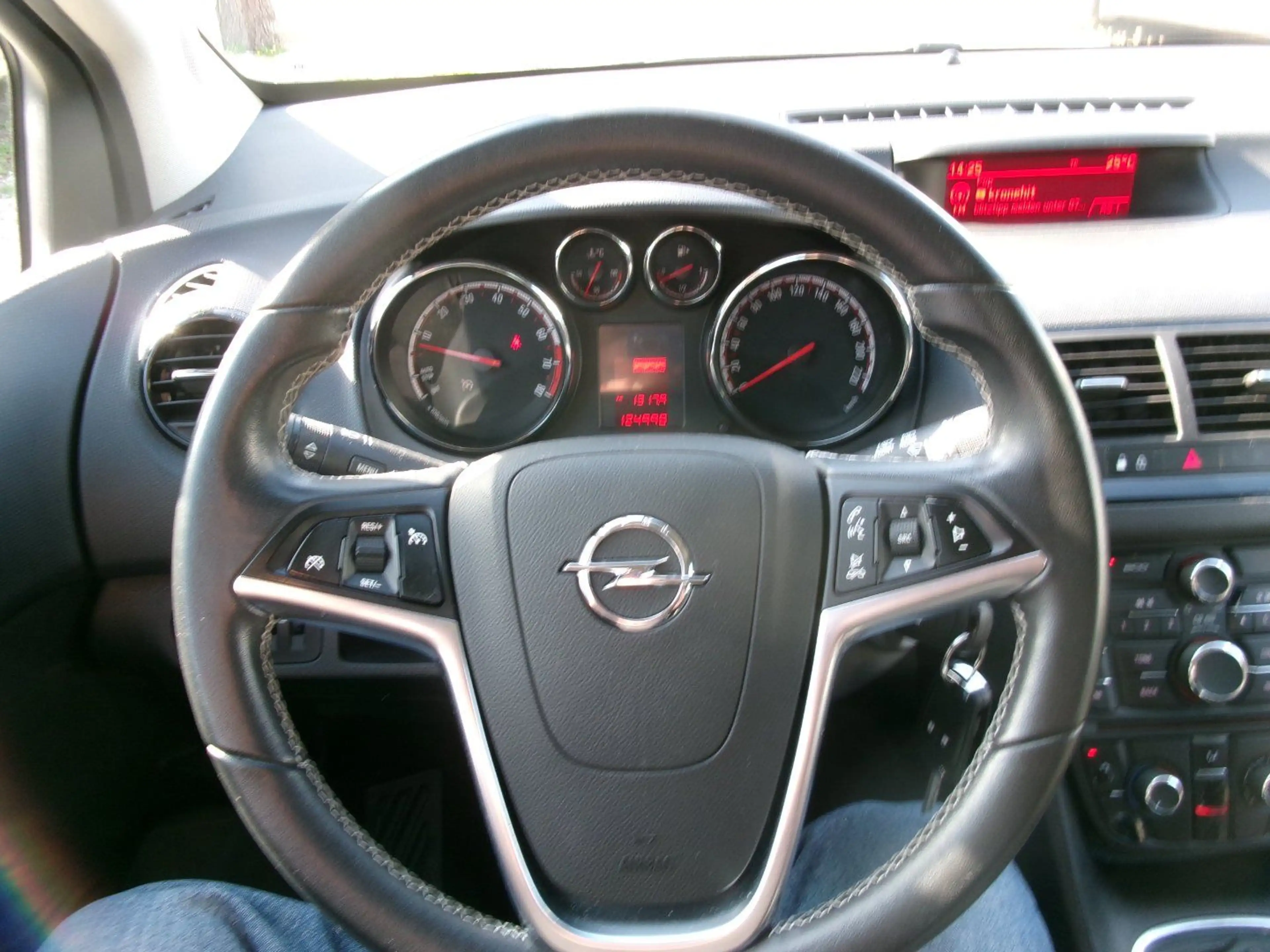 Opel Meriva 1.4 ecoFlex Color — photo 13