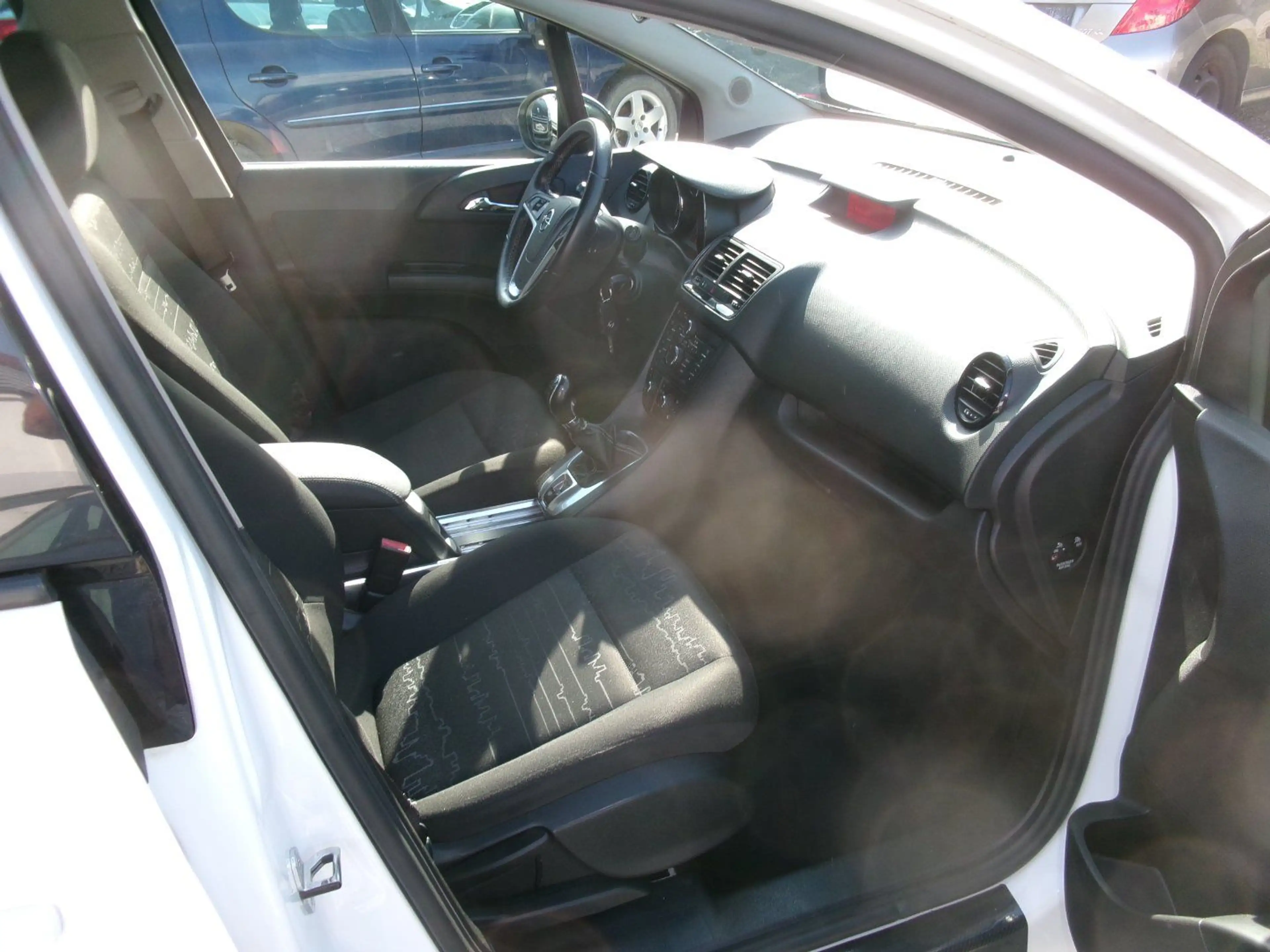 Opel Meriva 1.4 ecoFlex Color — photo 9
