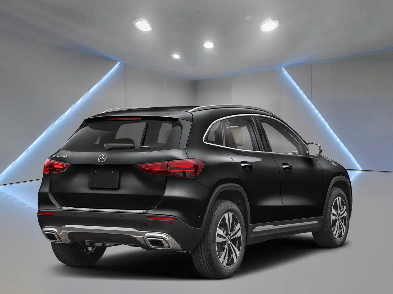 Mercedes-Benz GLA снимка Mercedes-Benz GLA