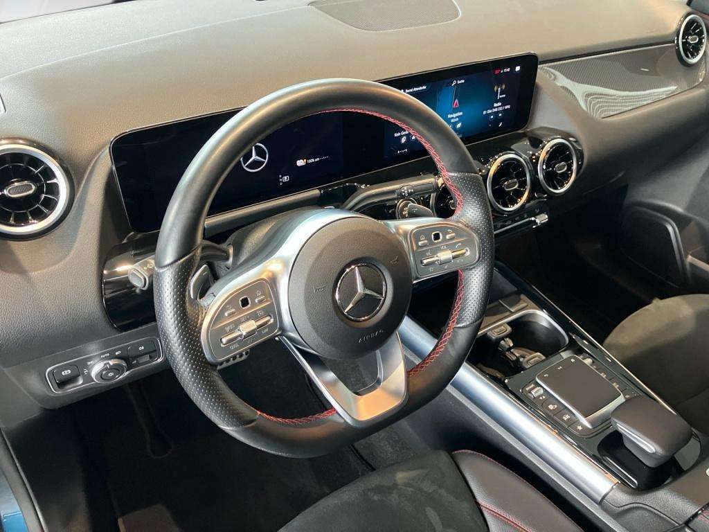 Mercedes-Benz GLA 250