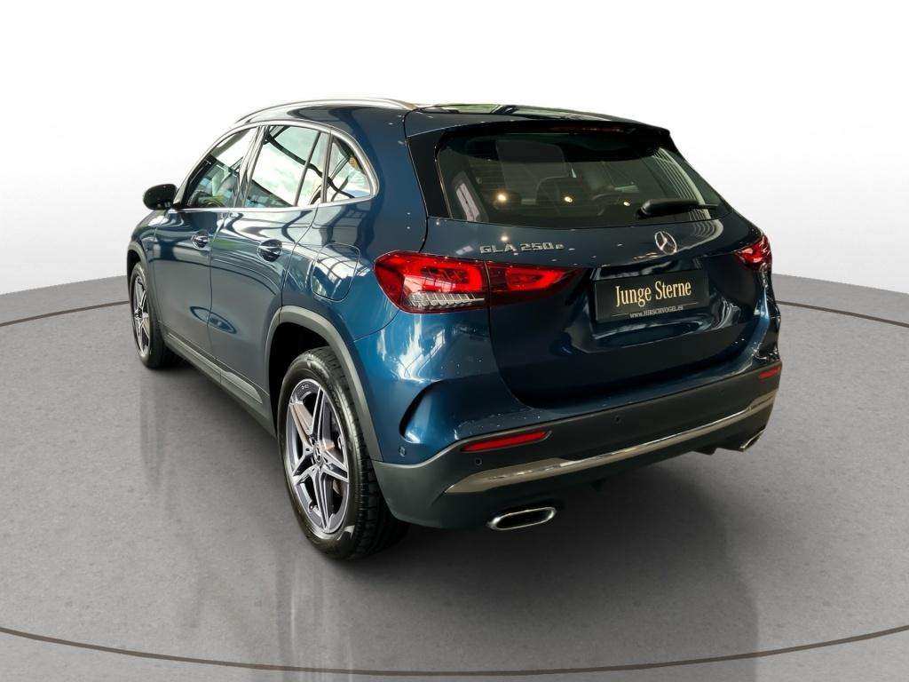 Mercedes-Benz GLA 250