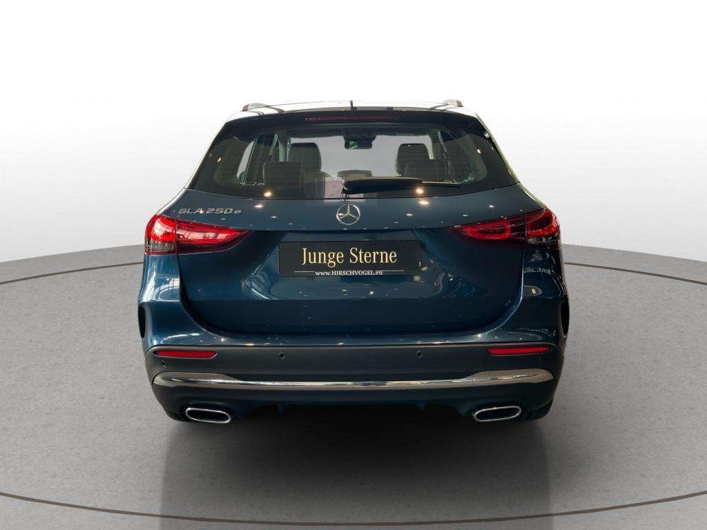Mercedes-Benz GLA 250