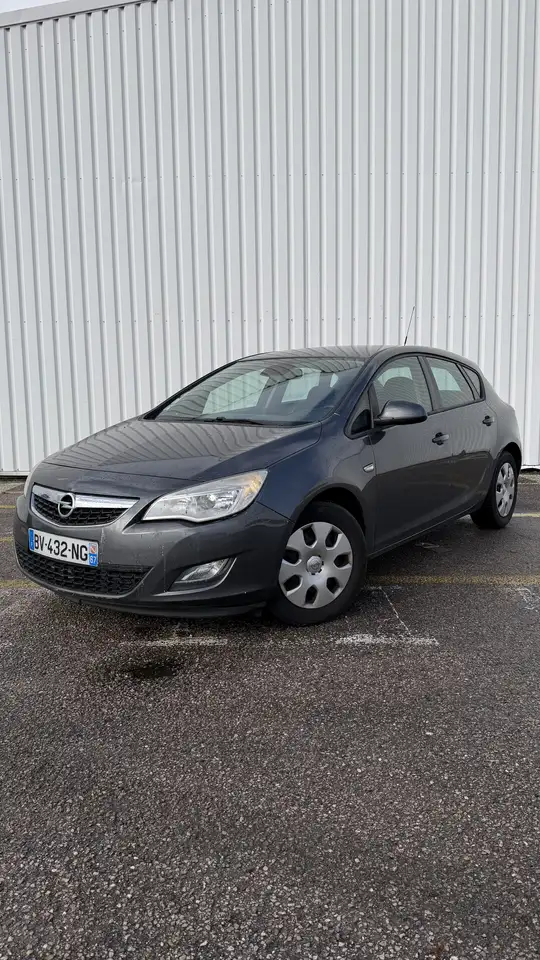 Opel Astra 1.7 CDTI 110 ch FAP Enjoy
