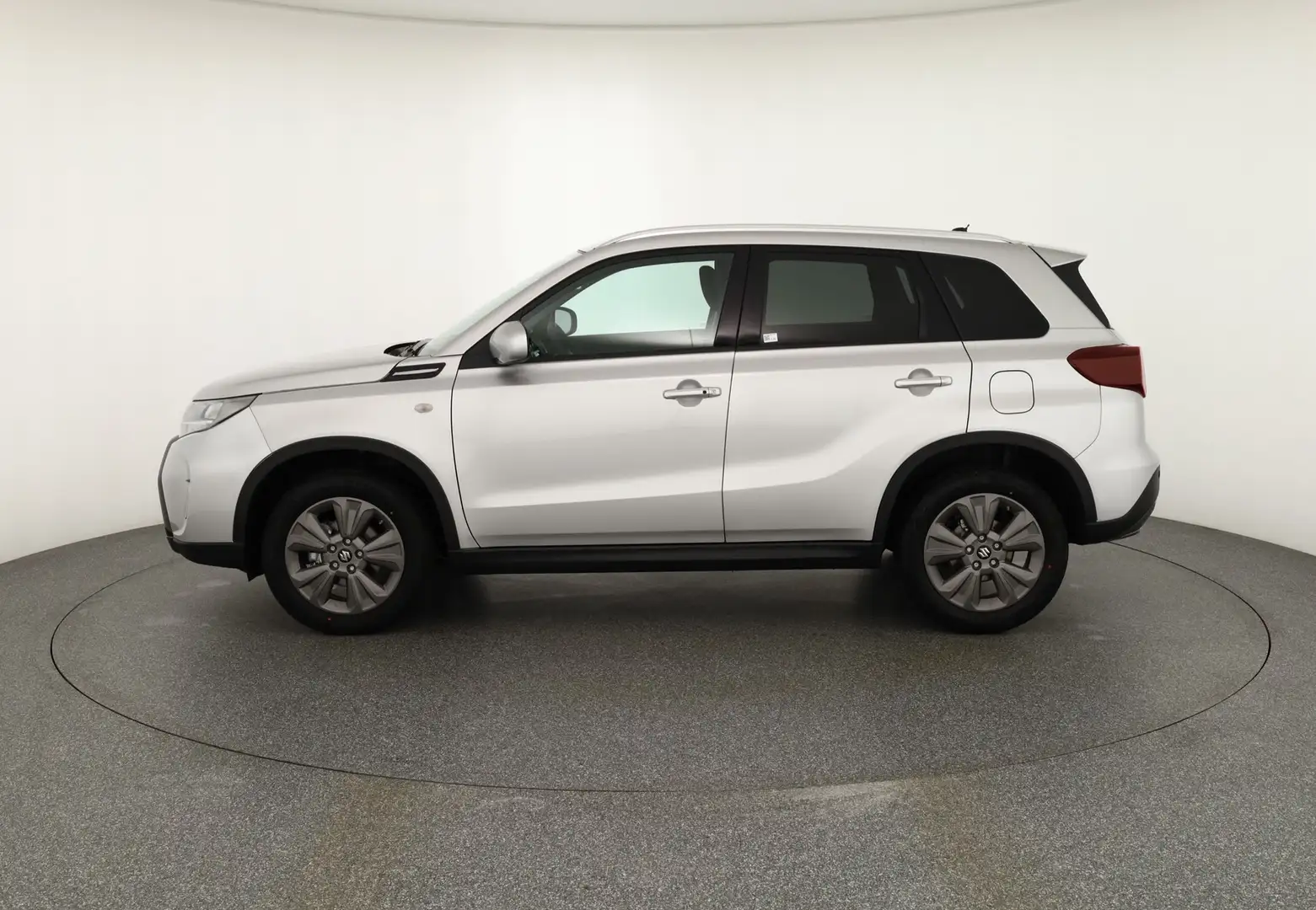 Suzuki Vitara 1.4 LED ACC Navi Kamera AHK Silber - 2