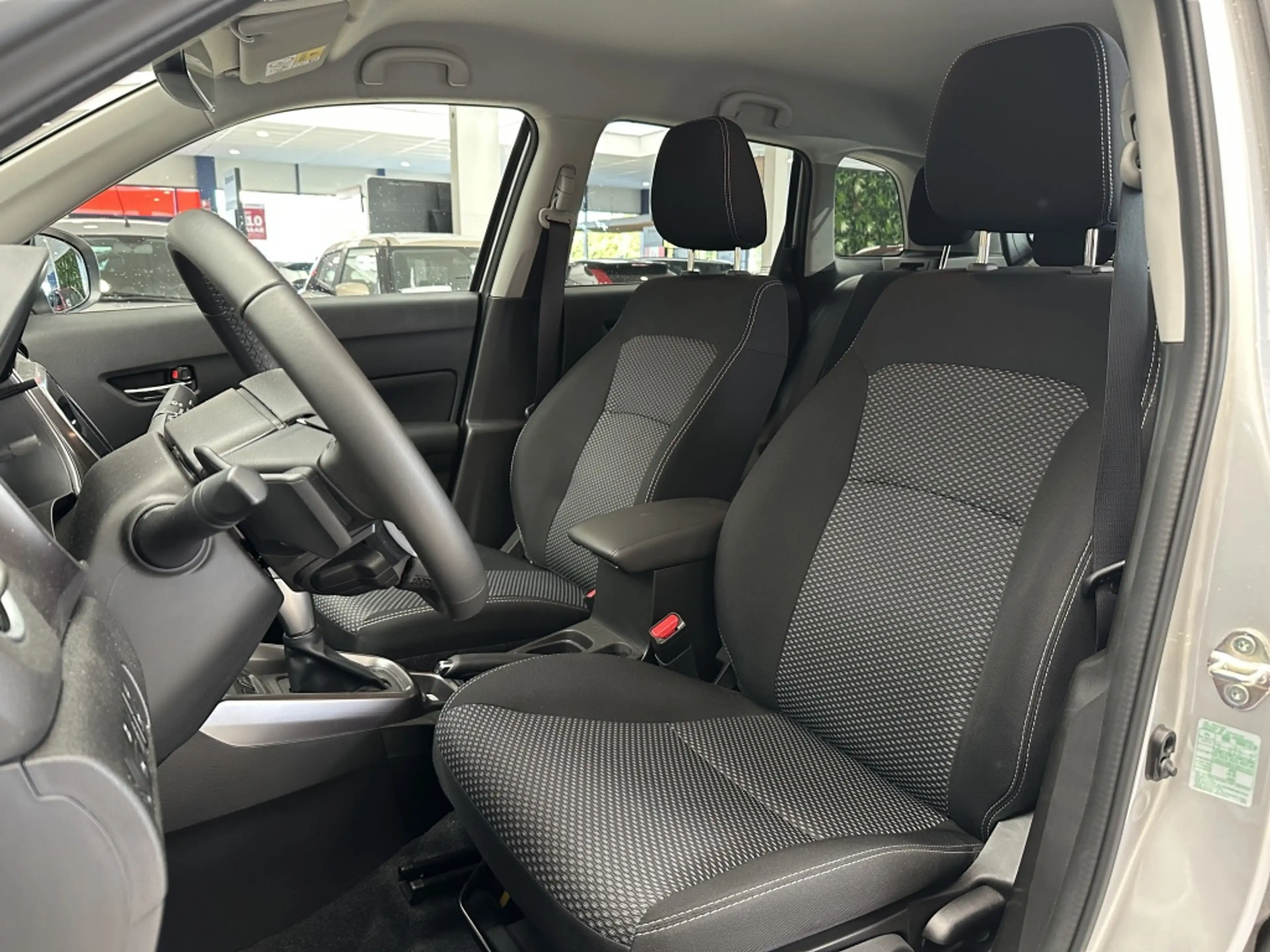 Suzuki Vitara 1.4 Boosterjet Hybride Select [ CAMERA I ADAPTIEVE — photo 4