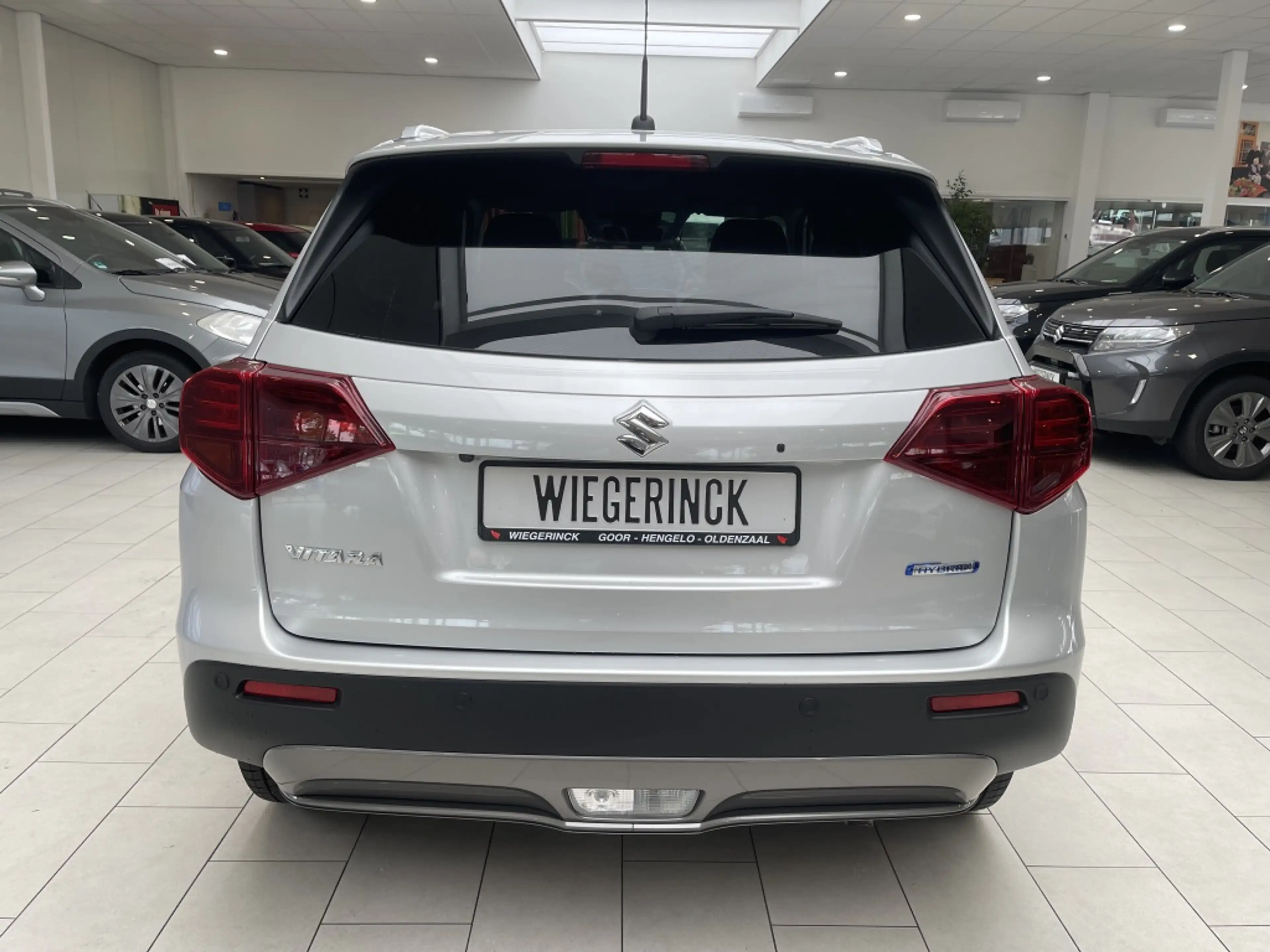 Suzuki Vitara 1.4 Boosterjet Hybride Select [ CAMERA I ADAPTIEVE — photo 23