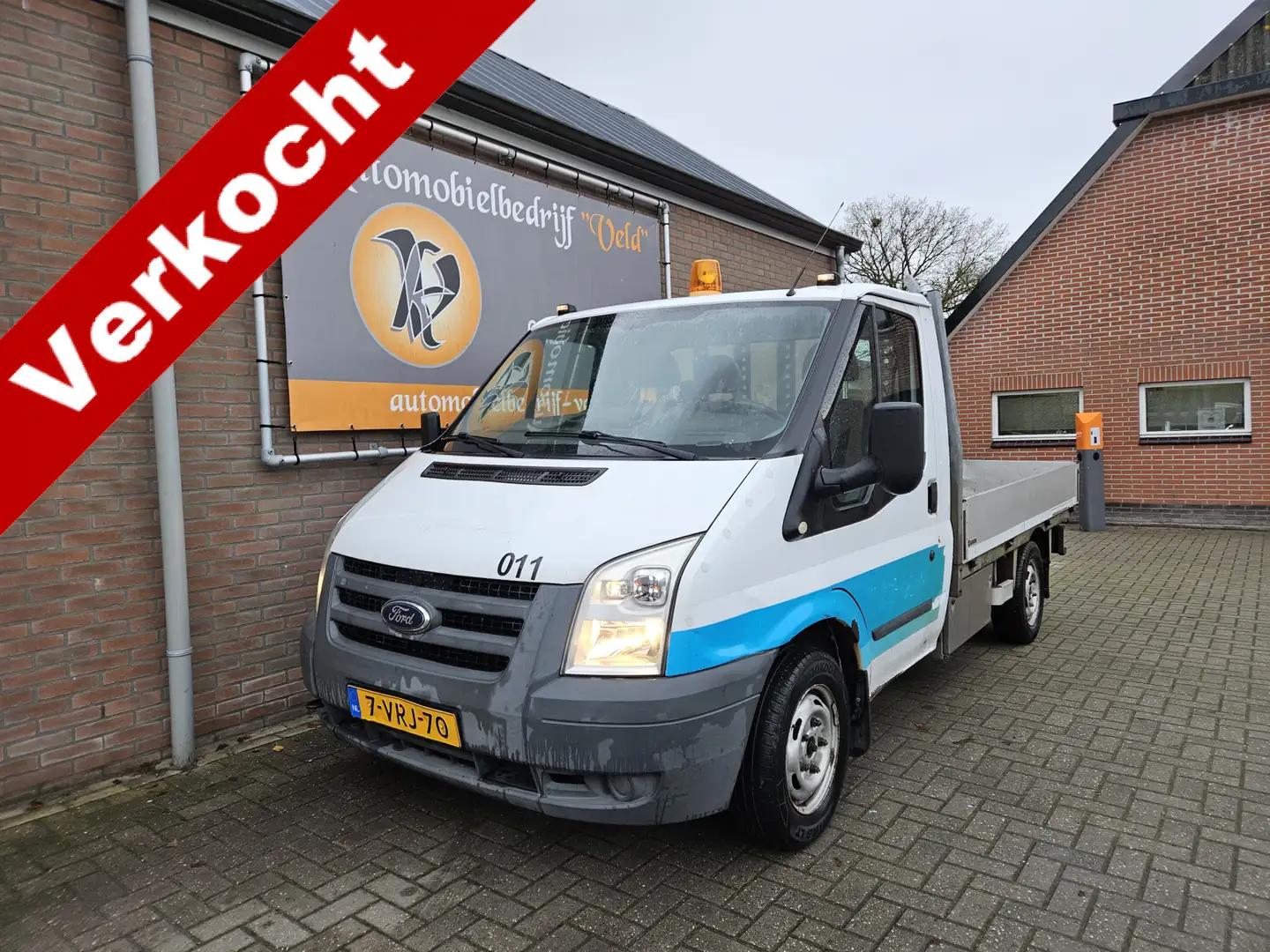 Ford Transit 300S 2.2 TDCI (koppakking probleem) Wit - 1