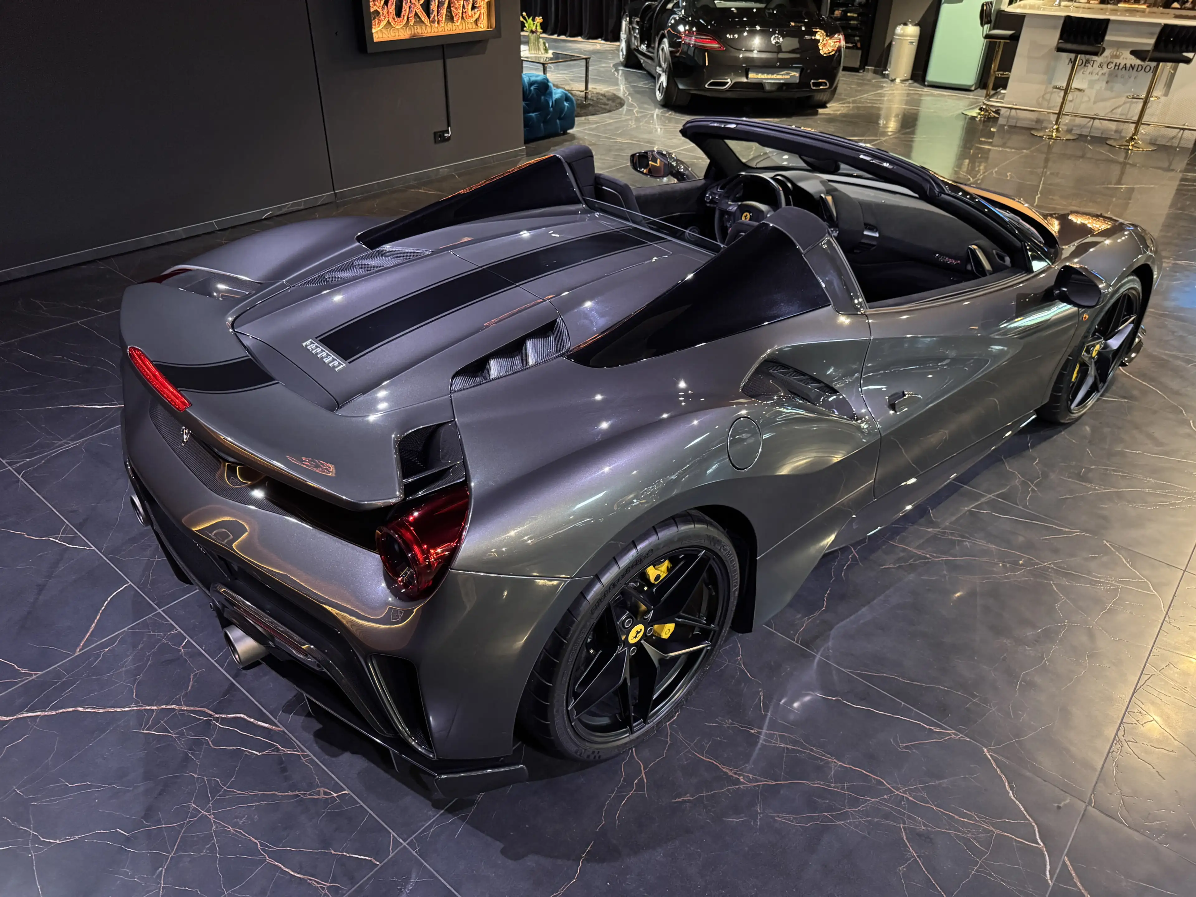 Ferrari 488 Spider 1.Hand*u-frei*663km*Carbon*Lift — photo 12