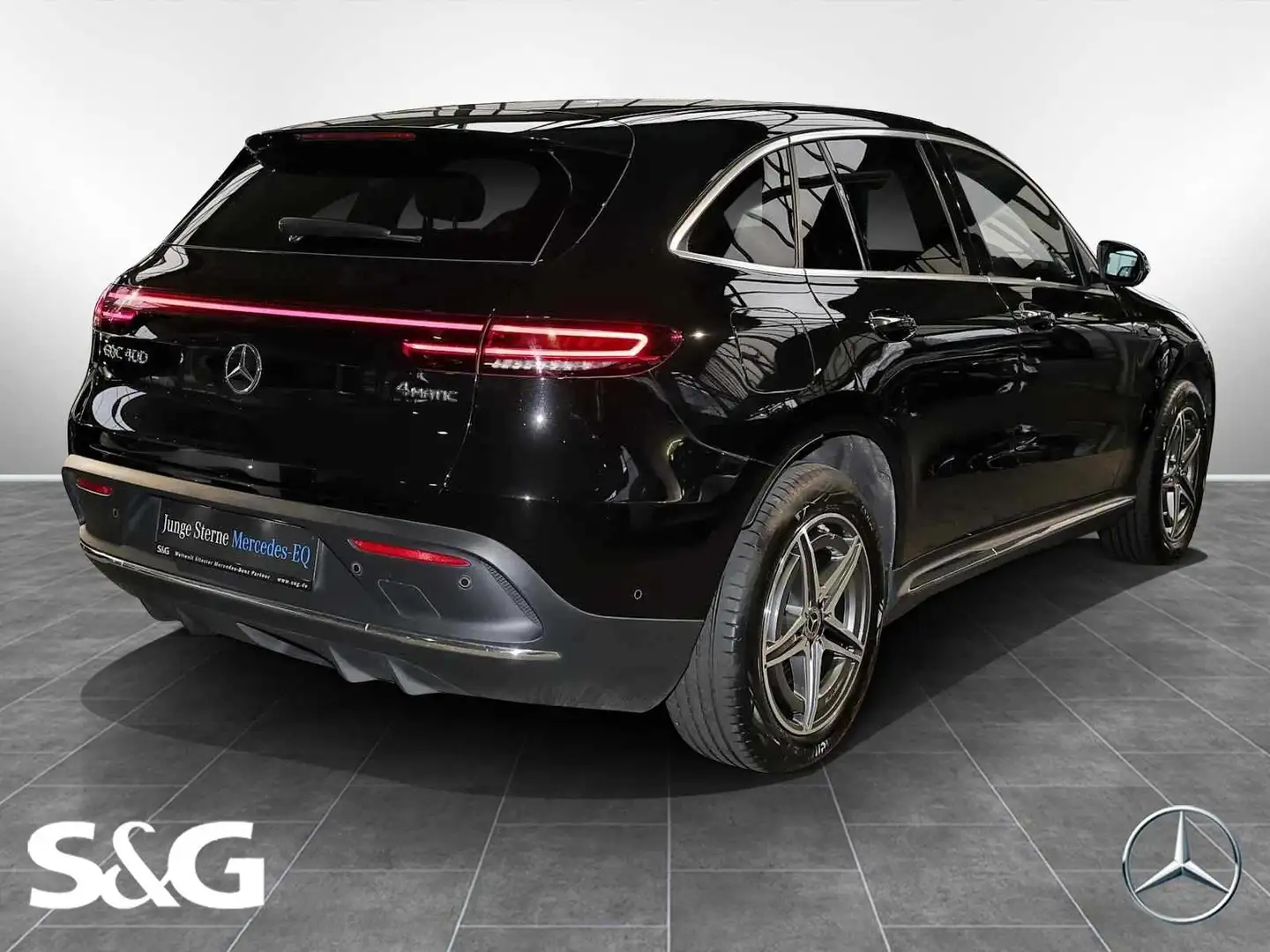 Mercedes-Benz EQC 400 4M AMG AHK+360°+HEADUP+DISTRO+MEMORY+19" Schwarz - 2