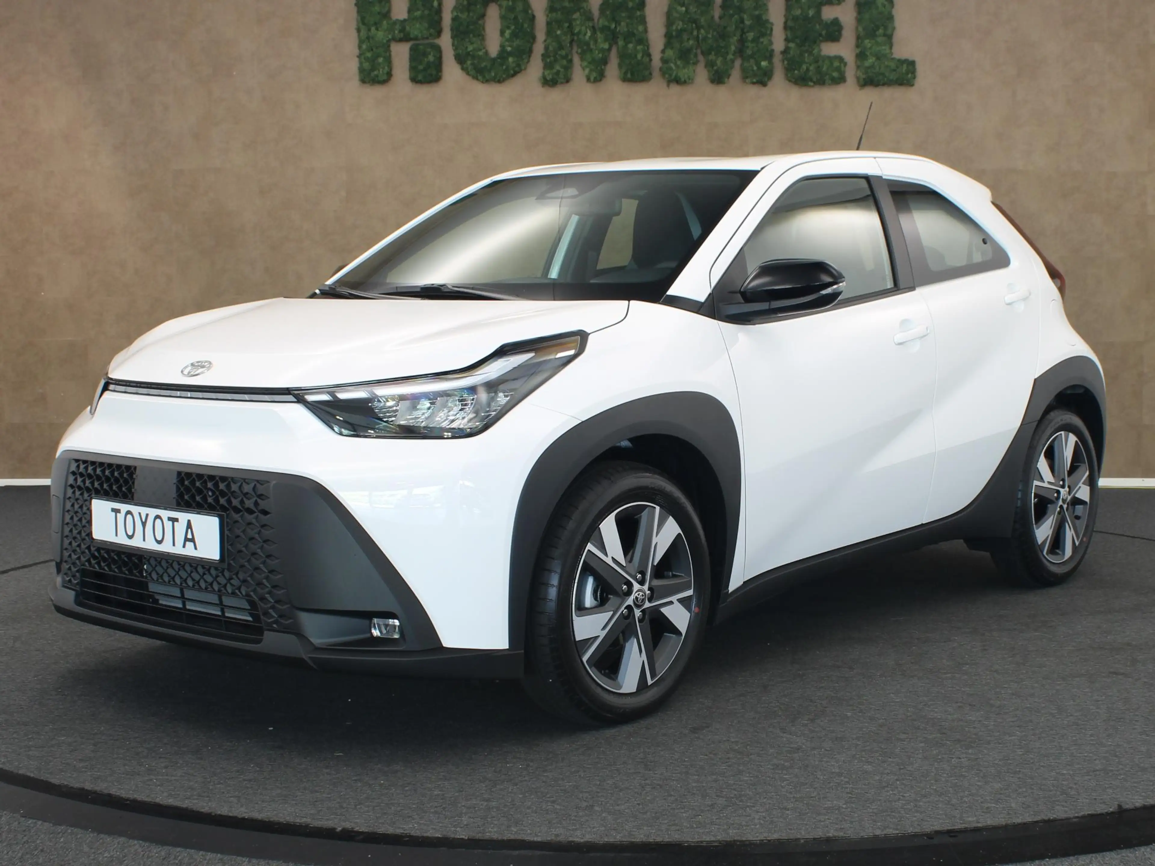 Toyota Aygo X Hybrid 115 Pulse - NIEUW MODEL - KEYLESS START - S — photo 7