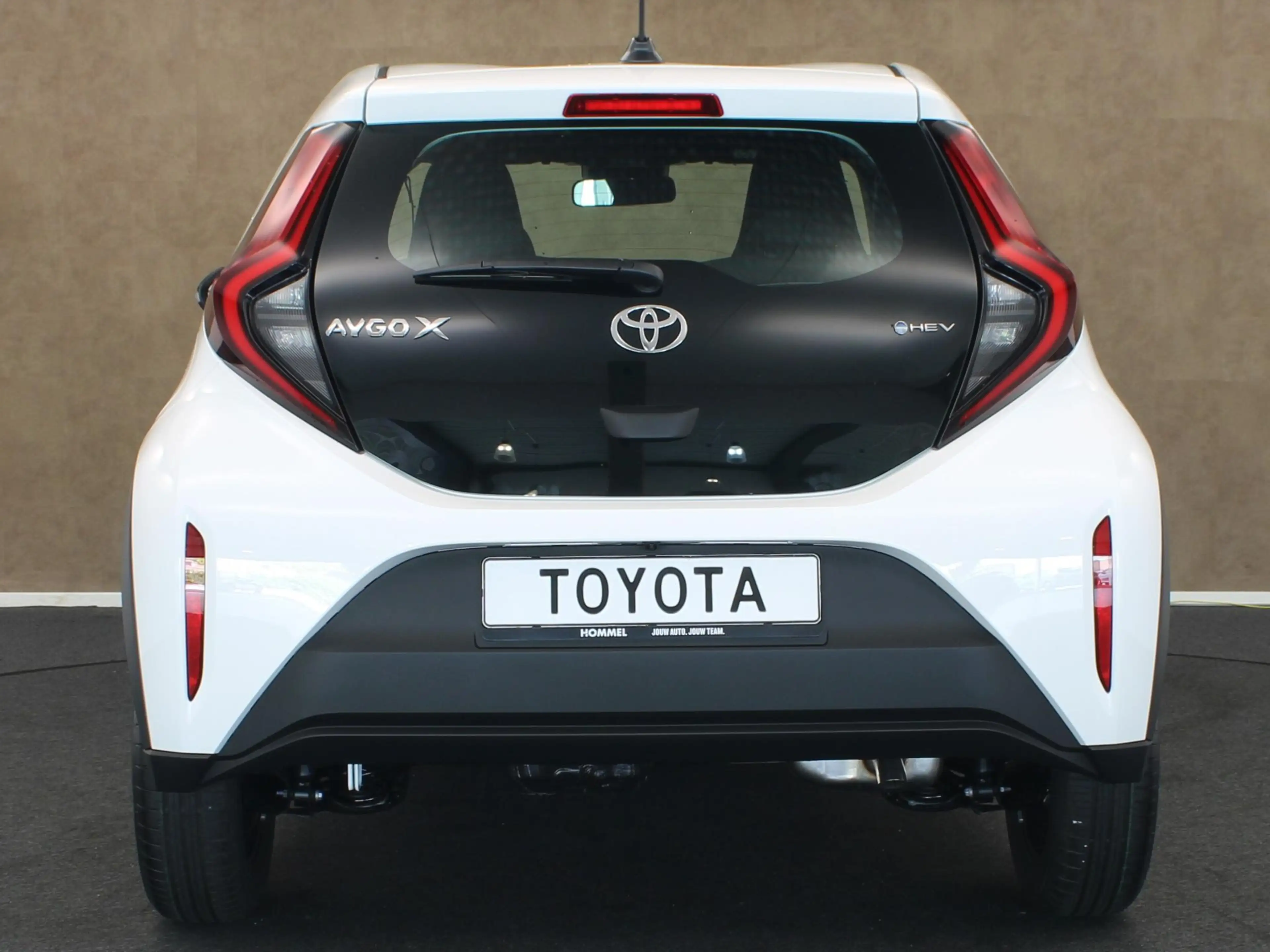 Toyota Aygo X Hybrid 115 Pulse - NIEUW MODEL - KEYLESS START - S — photo 14