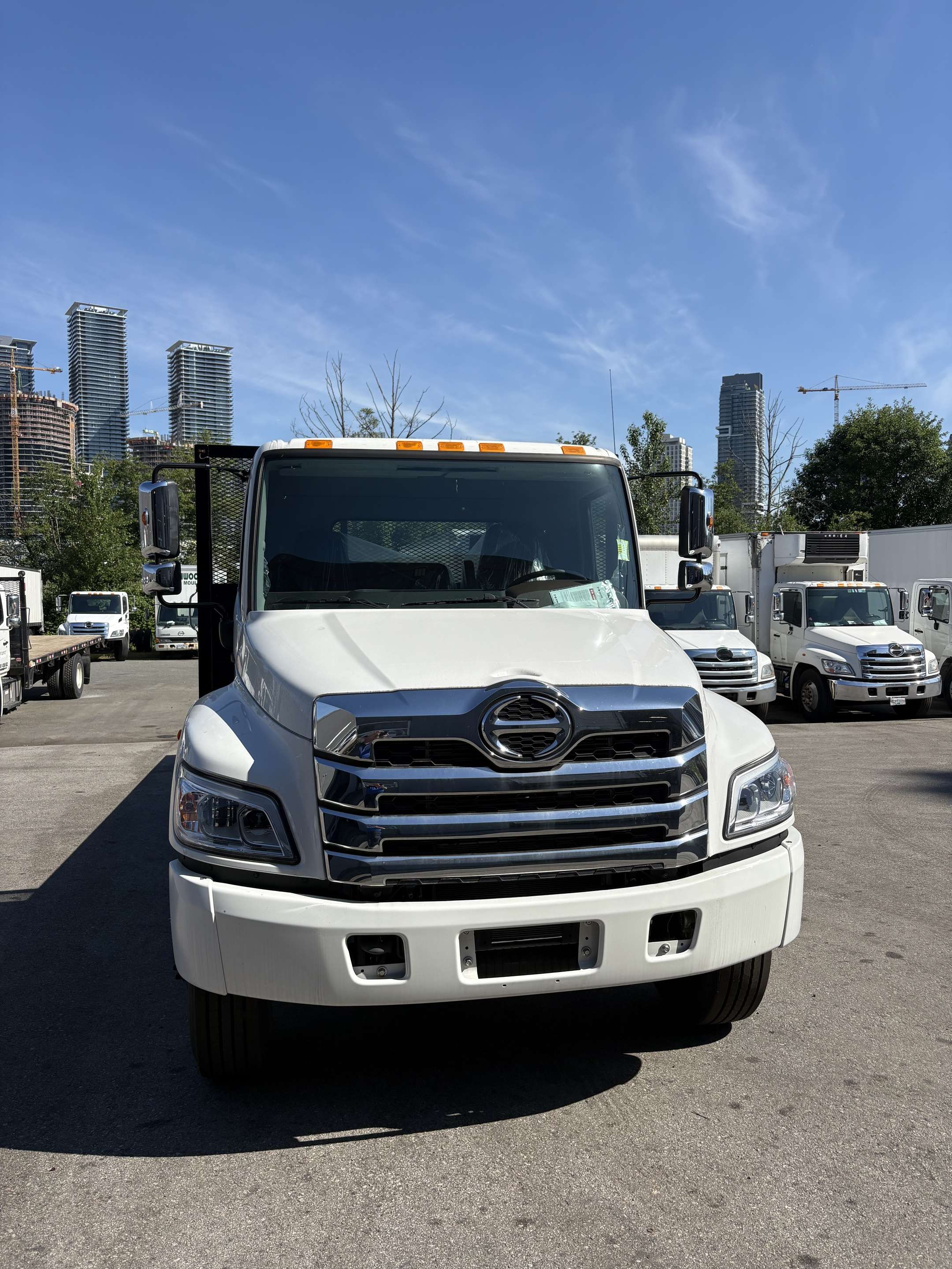 2025 Hino L7