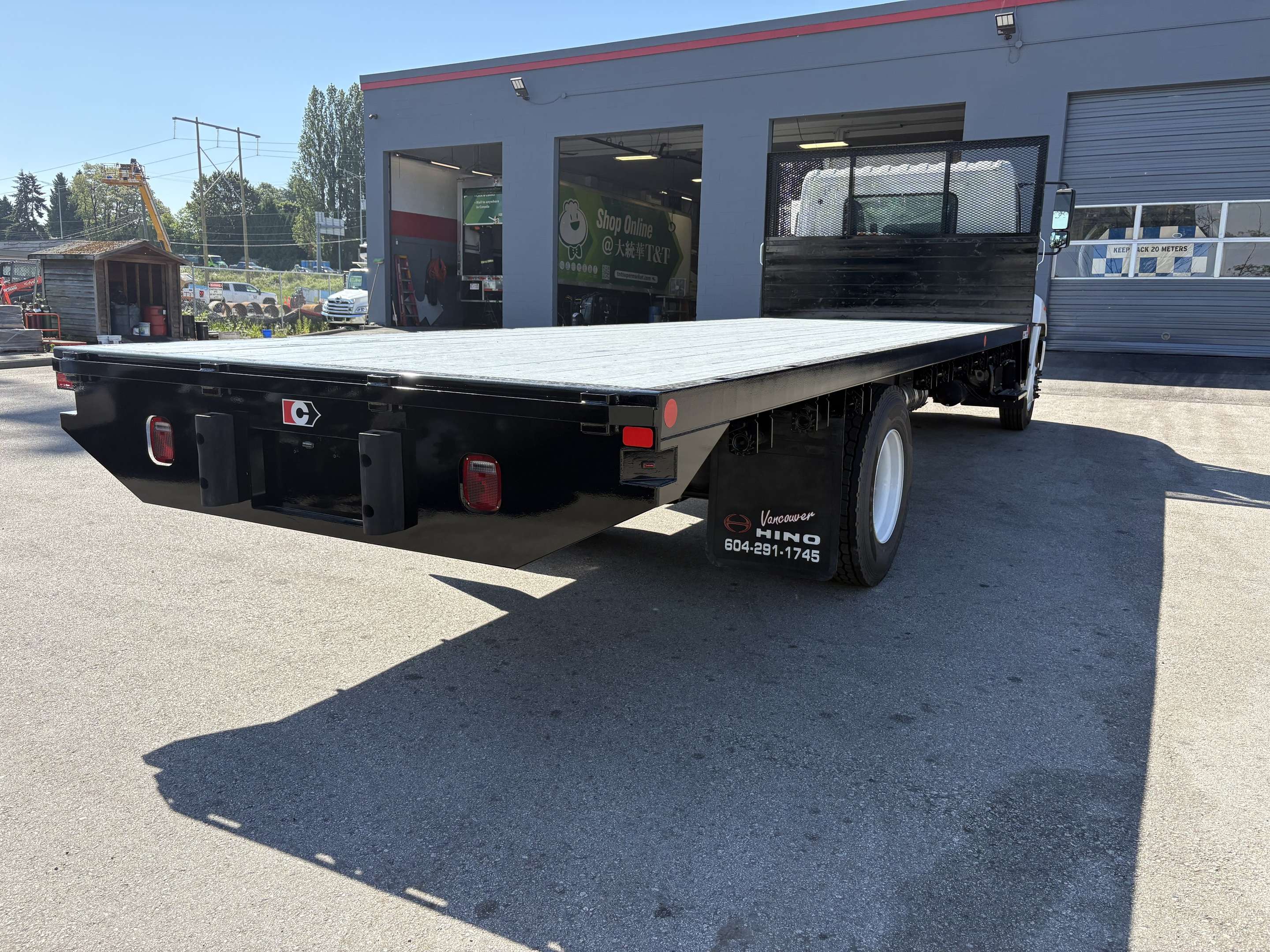 2025 Hino L7