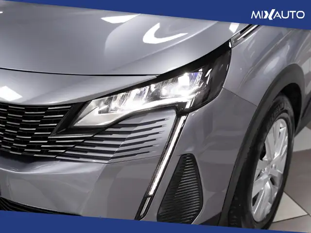 Peugeot 3008 view 10