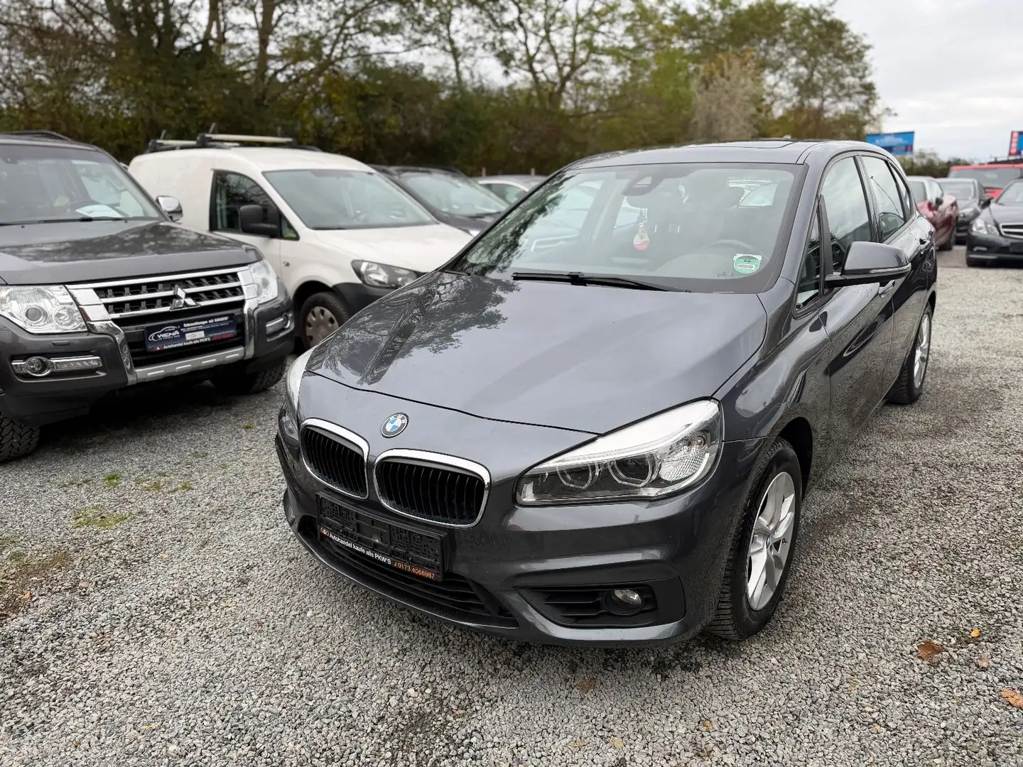 BMW 218 2 Active Tourer 218i Advantage*Automatik*Ahk Grau - 1