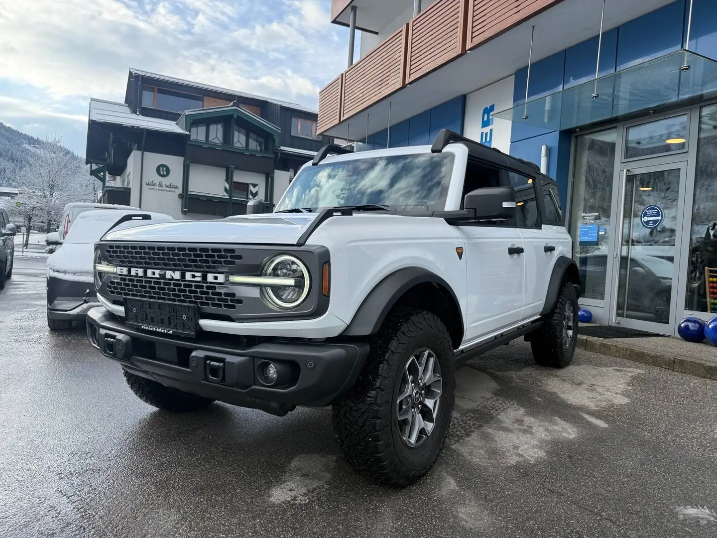 Ford Bronco BADLAND 2,7L V6 Weiß - 2
