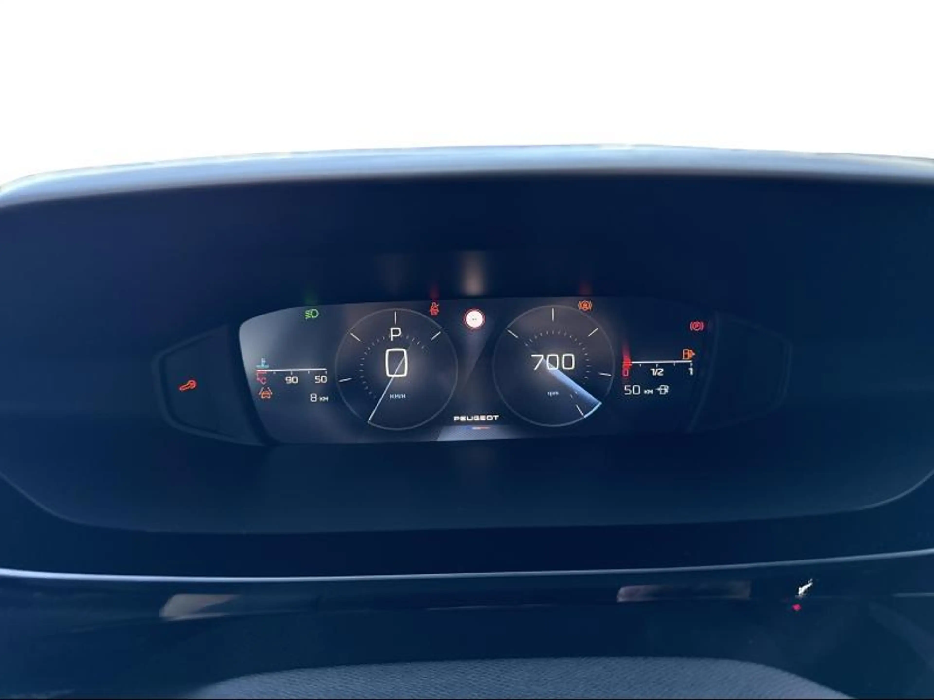 Peugeot 308 Active Pack 1.2 Turbo 130 EAT8 — photo 11