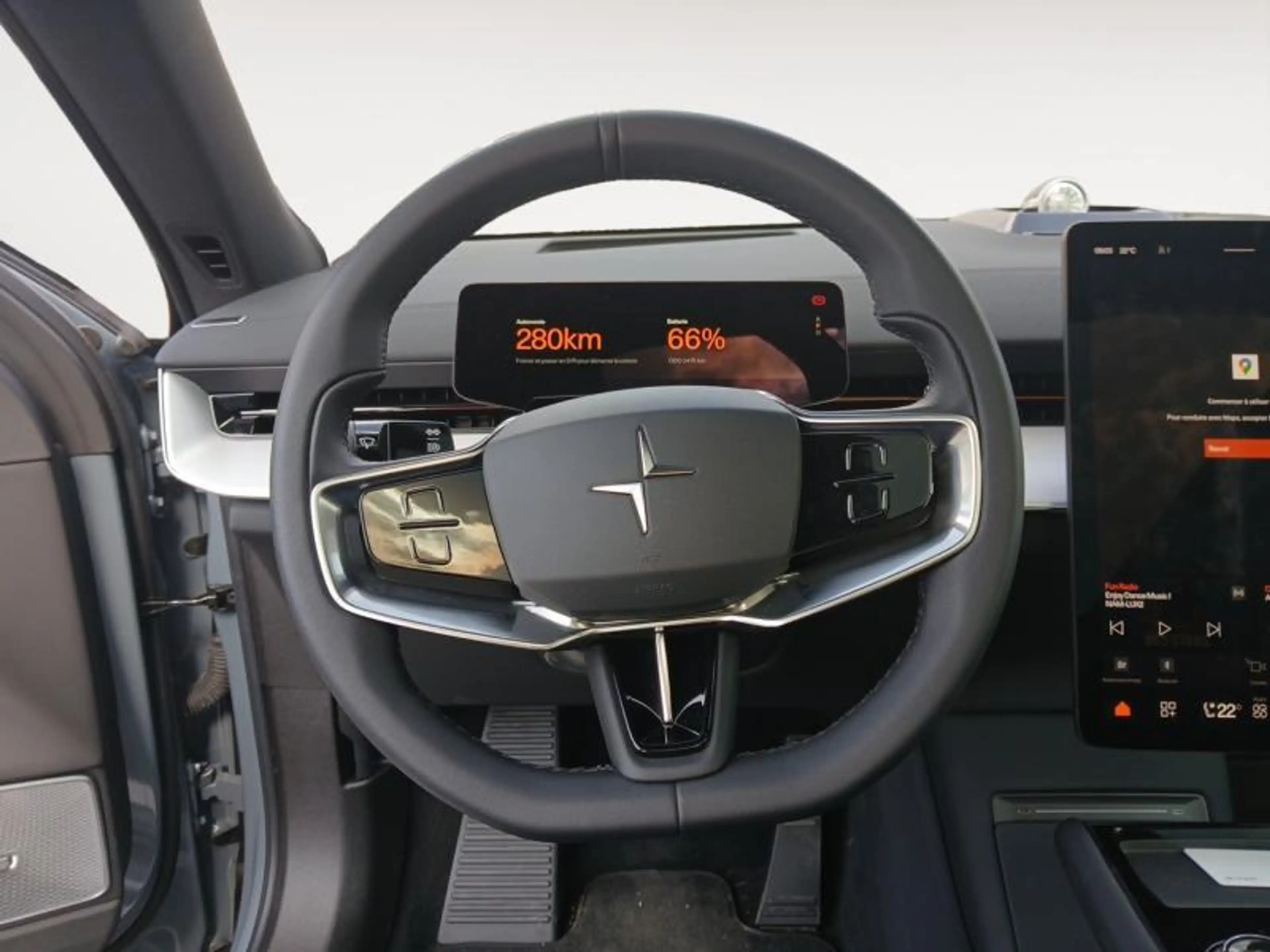 Polestar 3 DUAL | Prime | Micro | Thunder — photo 10