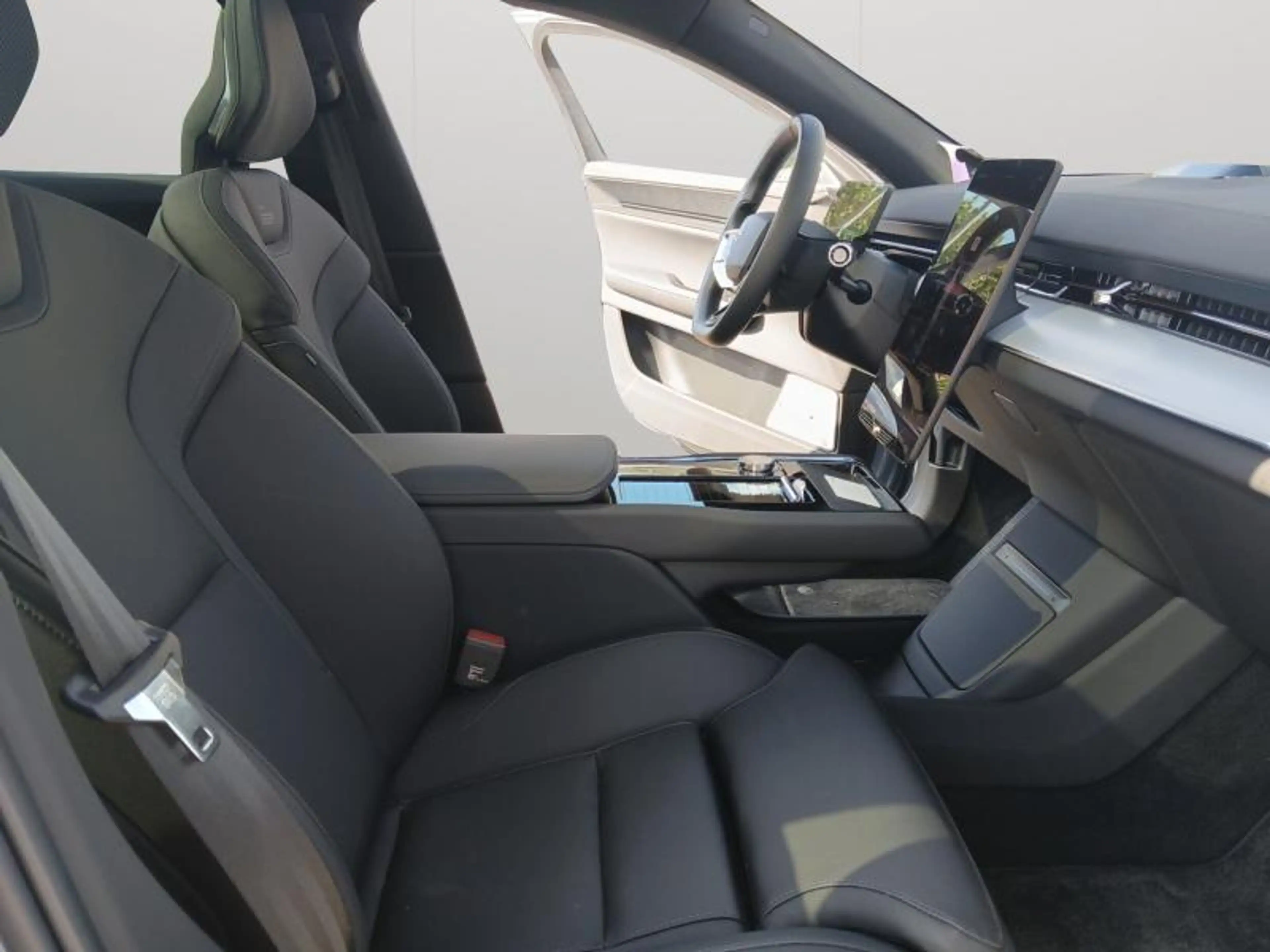 Polestar 3 DUAL | Prime | Micro | Thunder — photo 13