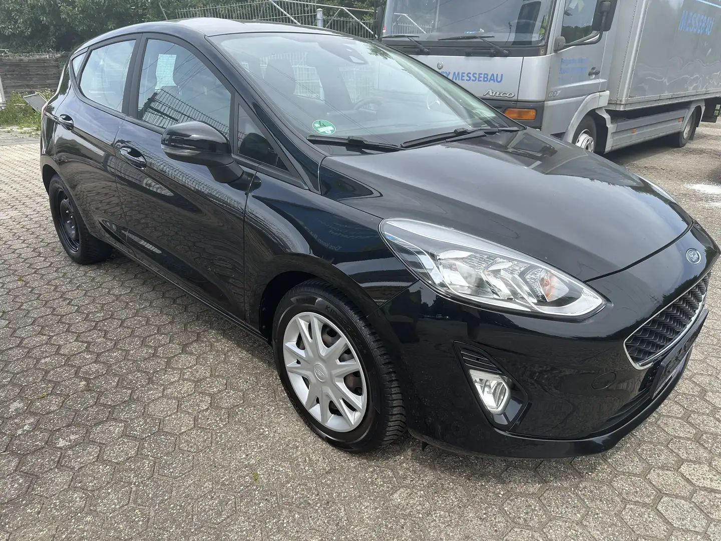 Ford Fiesta Cool Schwarz - 2