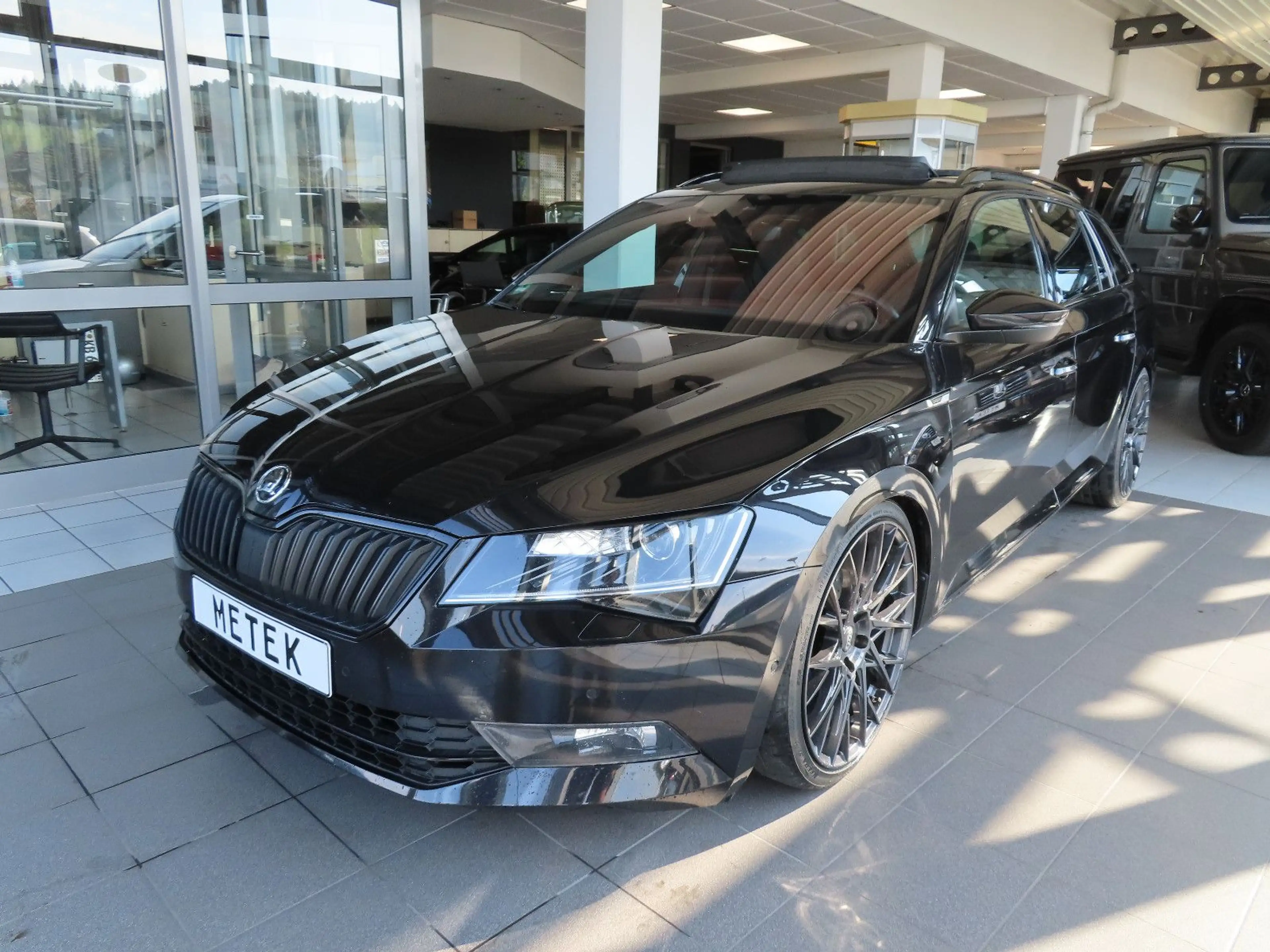 Skoda Superb Combi Sportline 4x4 MEGA VOLL
