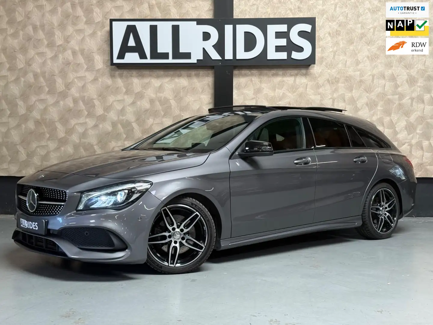 Mercedes-Benz CLA 250 Shooting Brake Ambition Grijs - 1