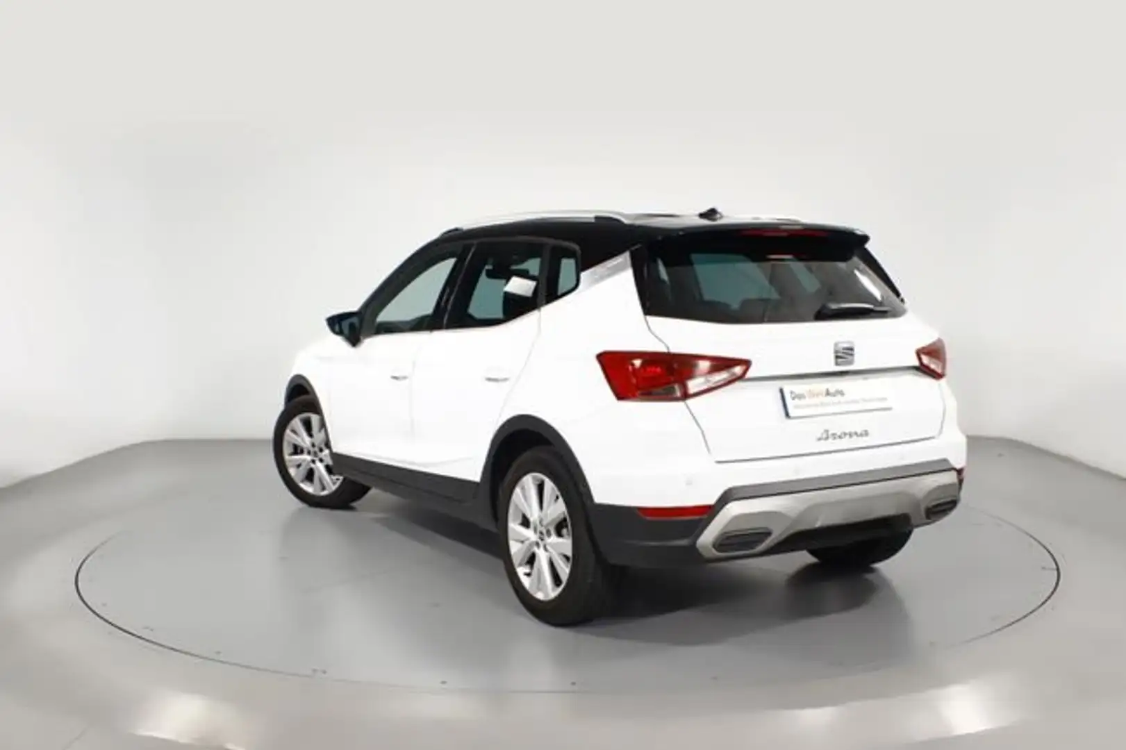 SEAT Arona 1.0 TSI S&S X-perience DSG7 115 Blanco - 2
