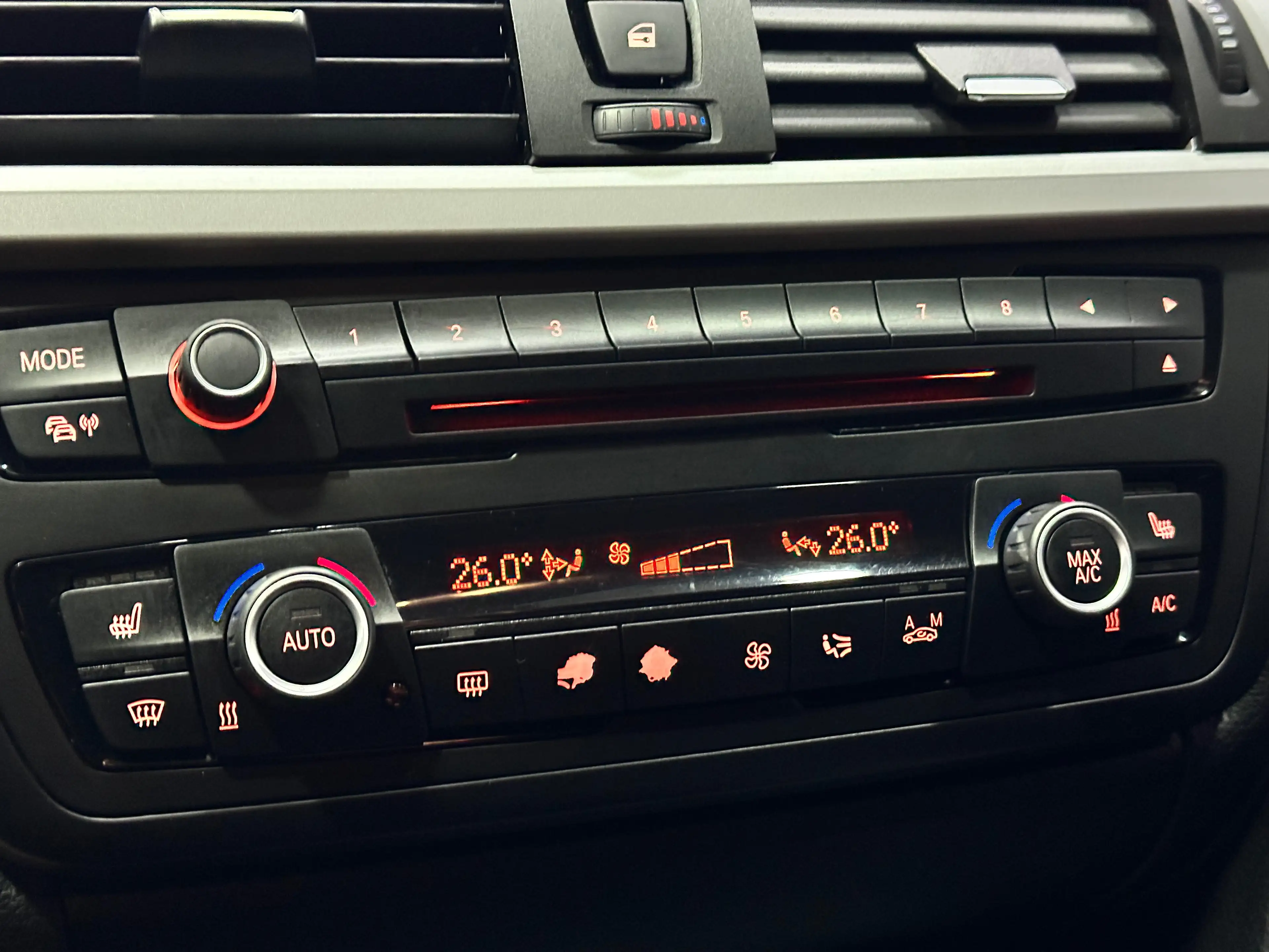 BMW 316 d Touring F31 *NAVI*PDC*LED* — photo 15