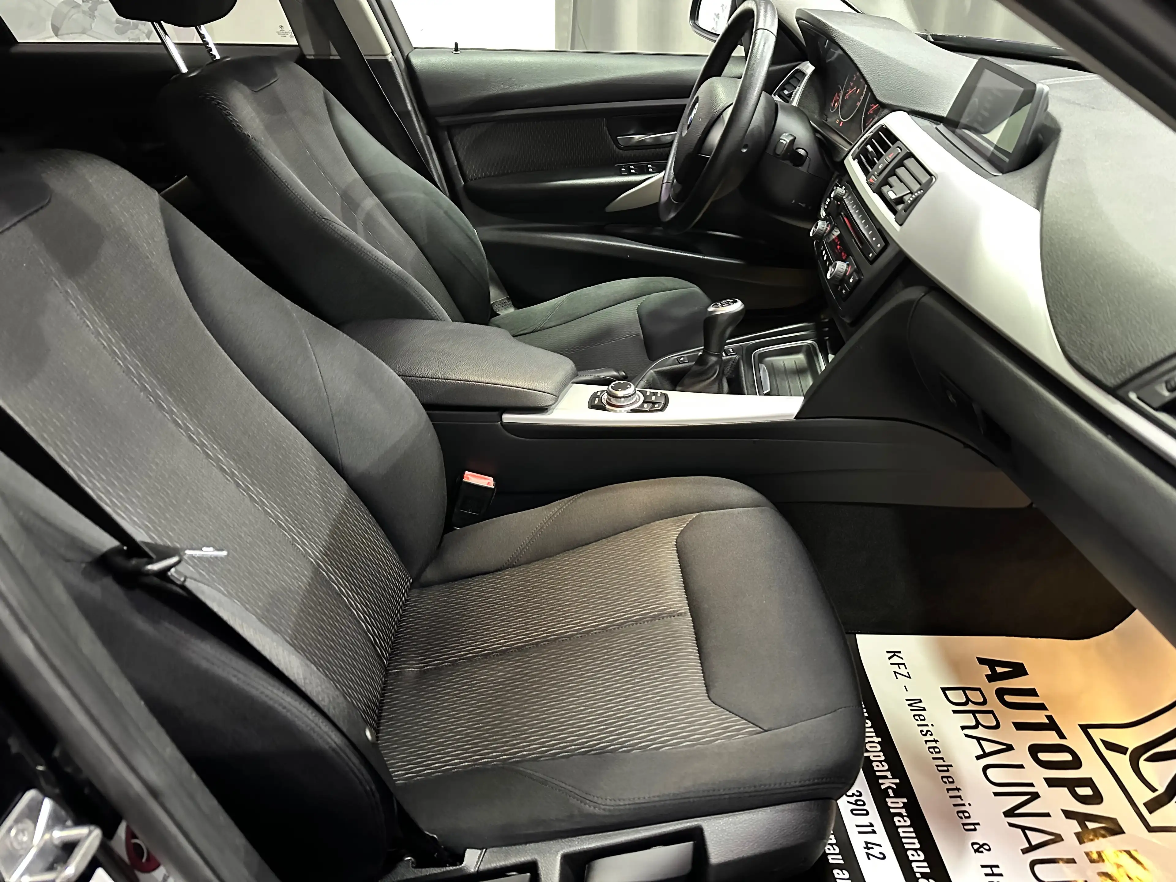 BMW 316 d Touring F31 *NAVI*PDC*LED* — photo 12
