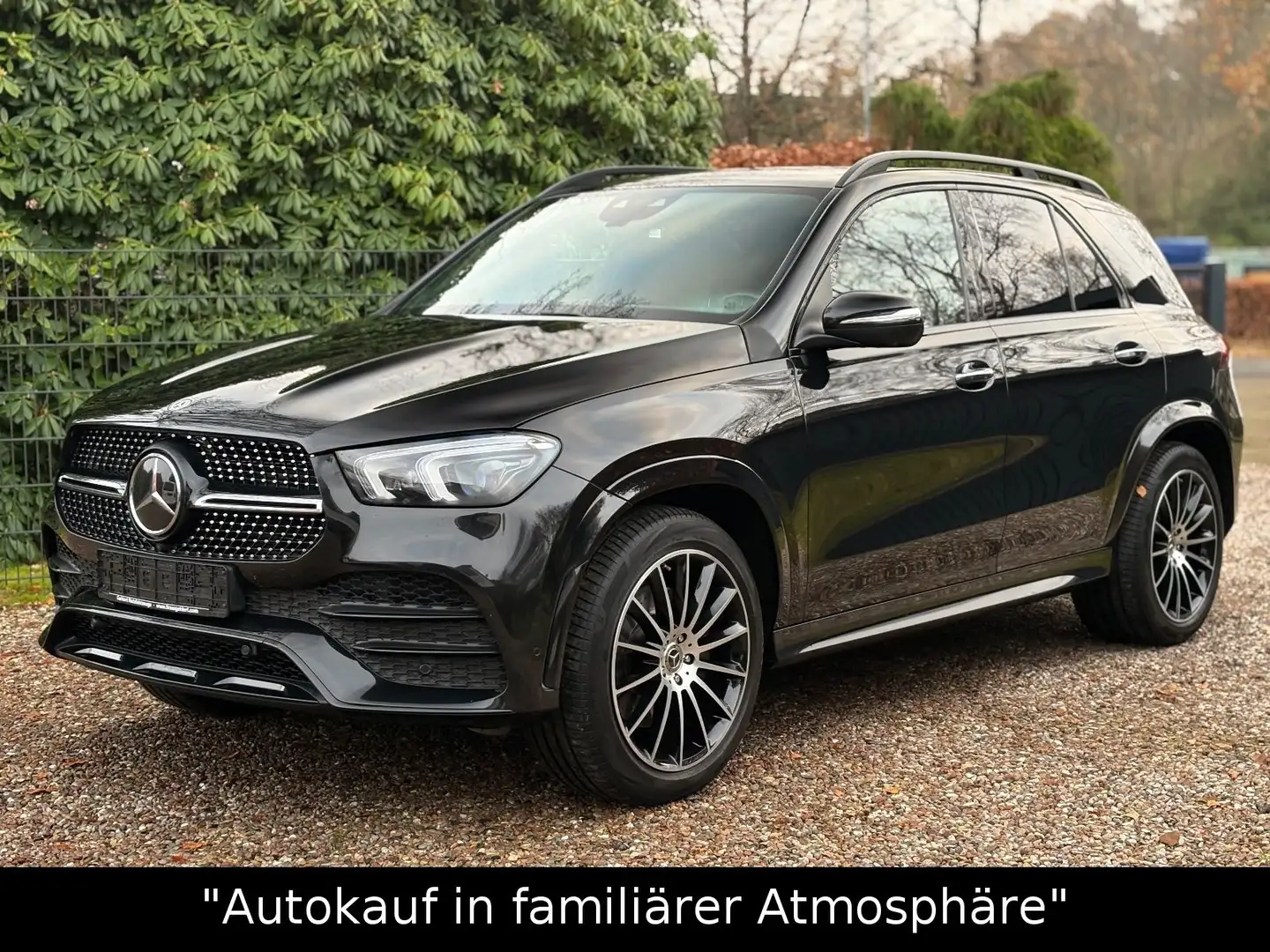 Mercedes-Benz GLE 400 d 4M AMG+AHK+LUFT+STANDH.+HuD+PANO+360° Schwarz - 1
