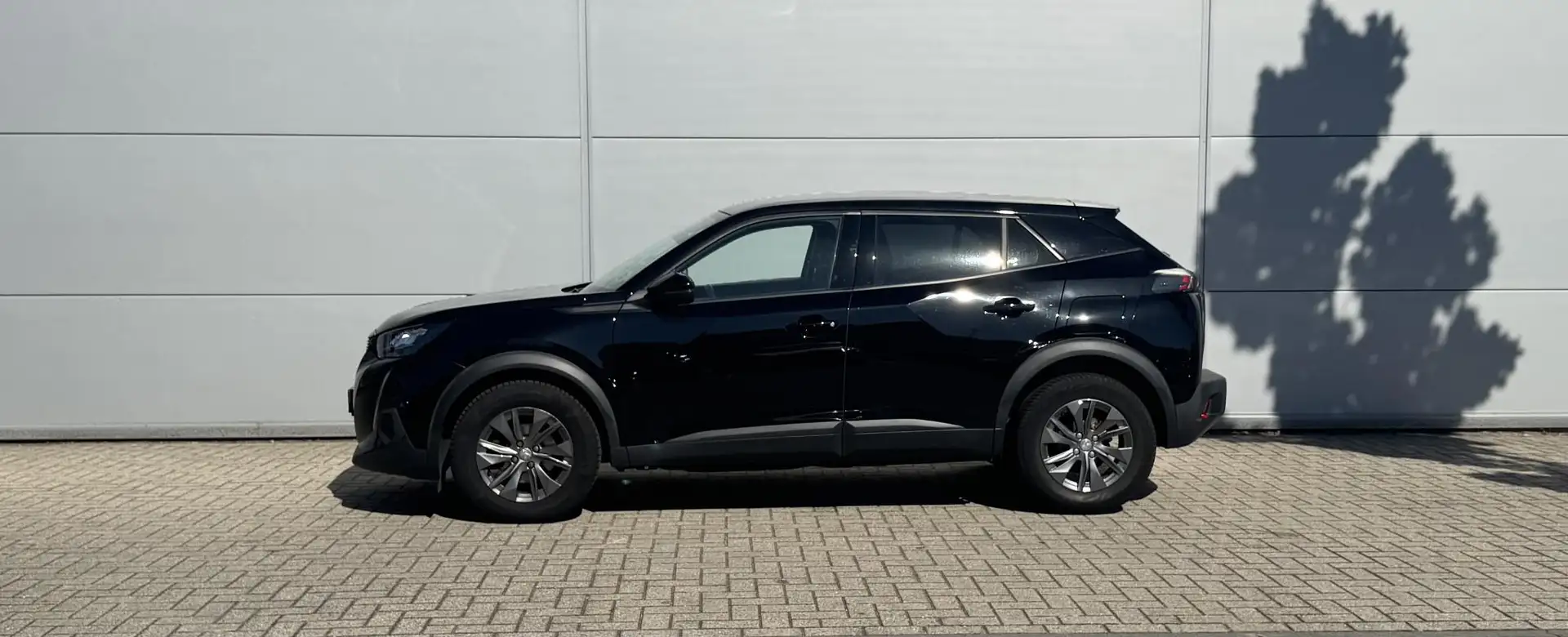 Peugeot 2008 1.2 PureTech Active Pack | Cruise Control | Apple Zwart - 2