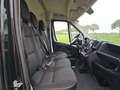 Peugeot Boxer 330 2.2 BlueHDi 120 L2H2 Premium Navi Airco NAP Tr Negro - thumbnail 6