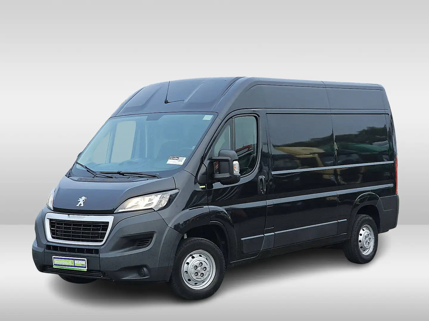 Peugeot Boxer 330 2.2 BlueHDi 120 L2H2 Premium Navi Airco NAP Tr Negro - 1