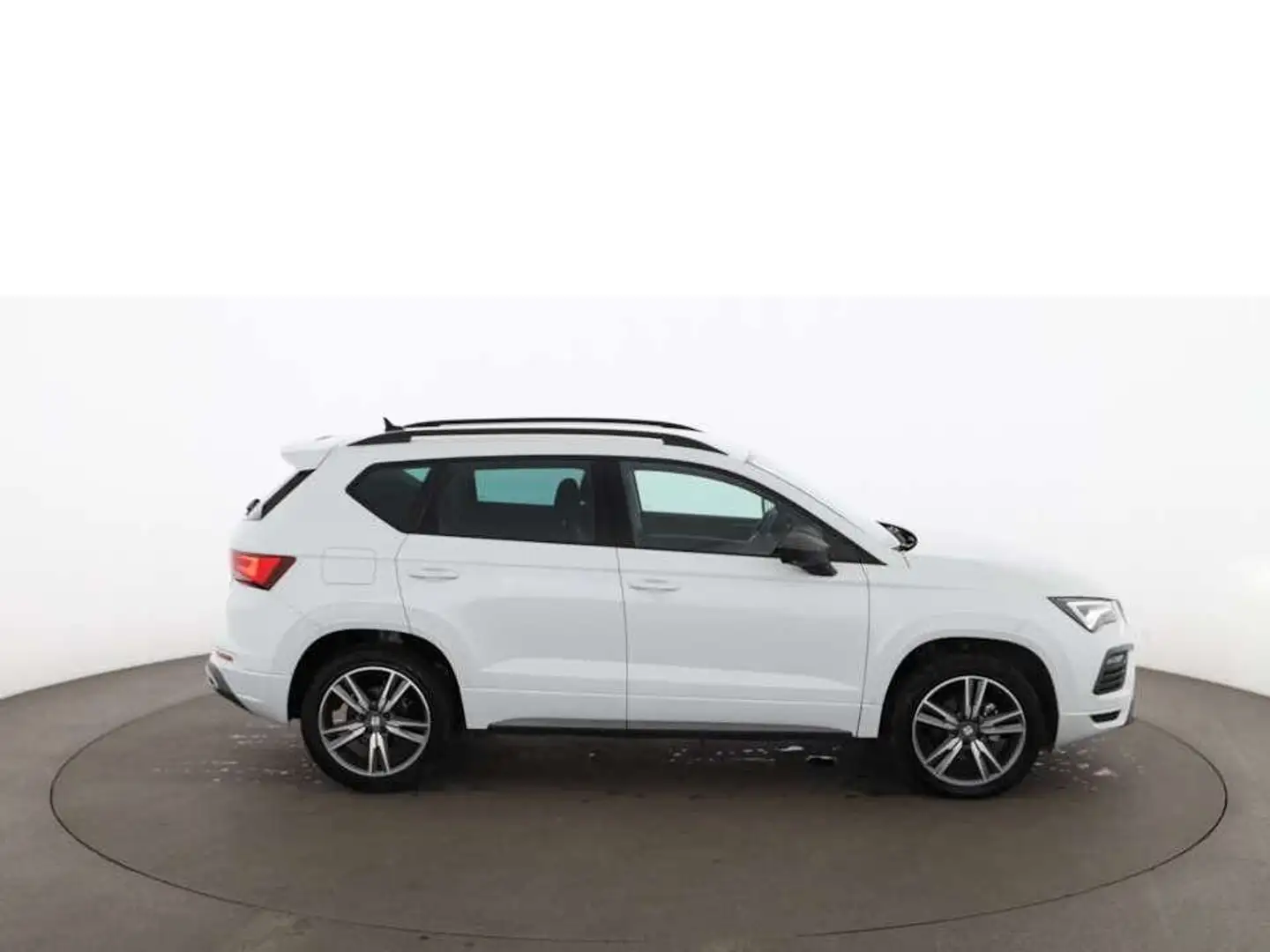 SEAT Ateca 1.5 TSI FR Aut LED RADAR NAVI ASSIST TEMP Weiß - 2