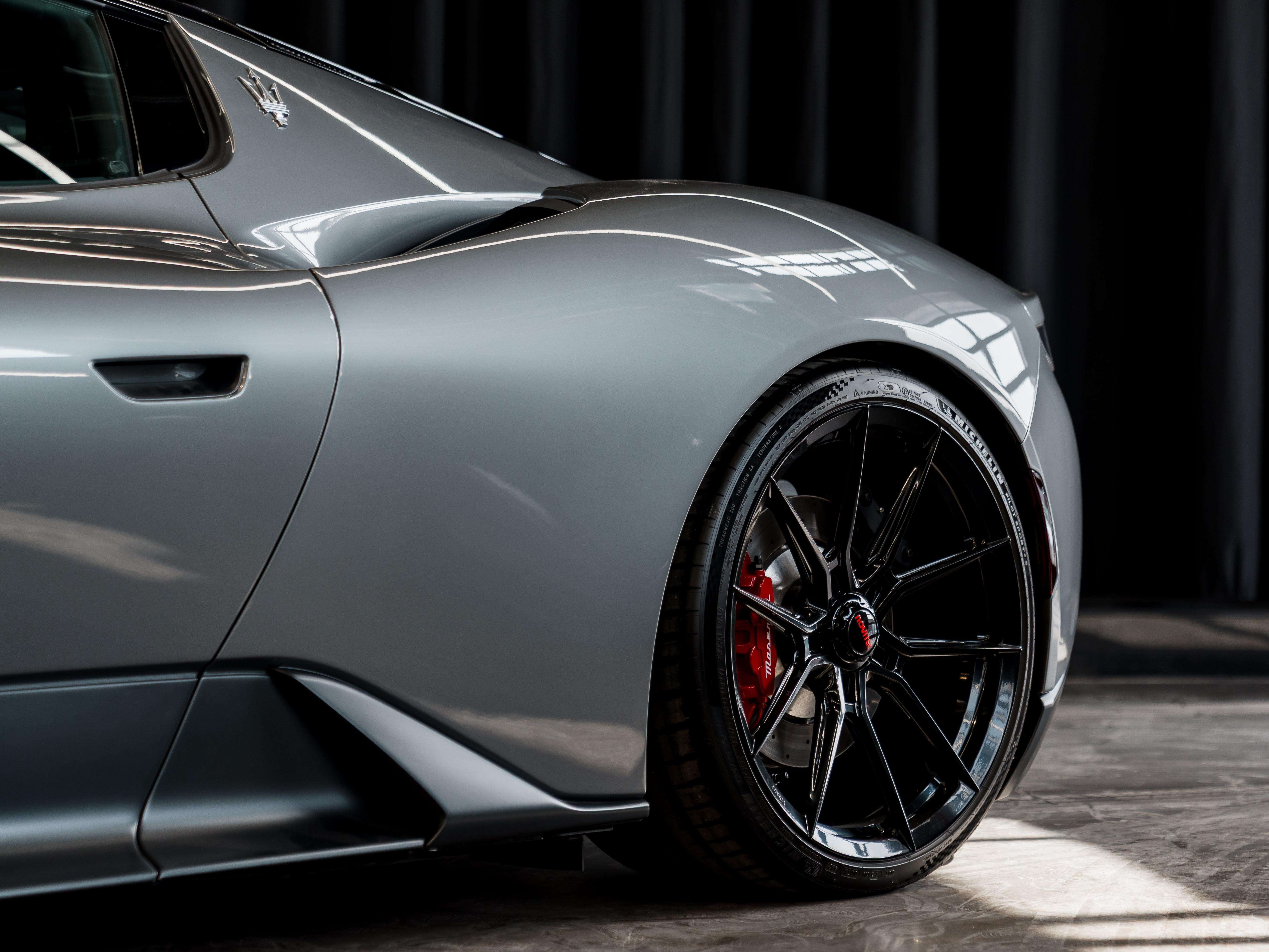 2022 Maserati MC20 Coupe thumb 6
