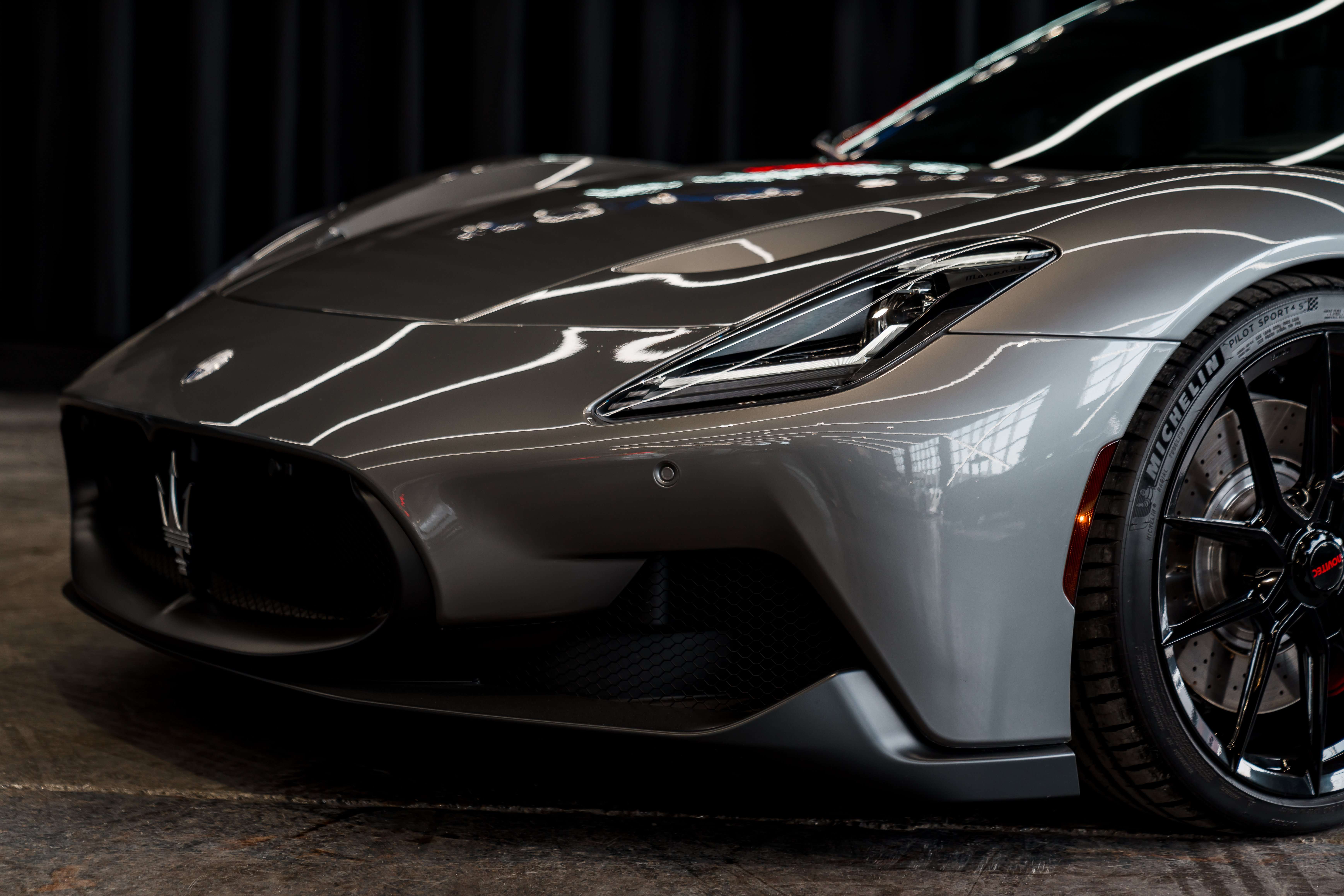 2022 Maserati MC20 Coupe thumb 9