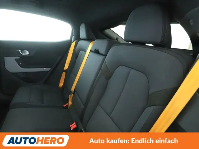Polestar 2 view 14