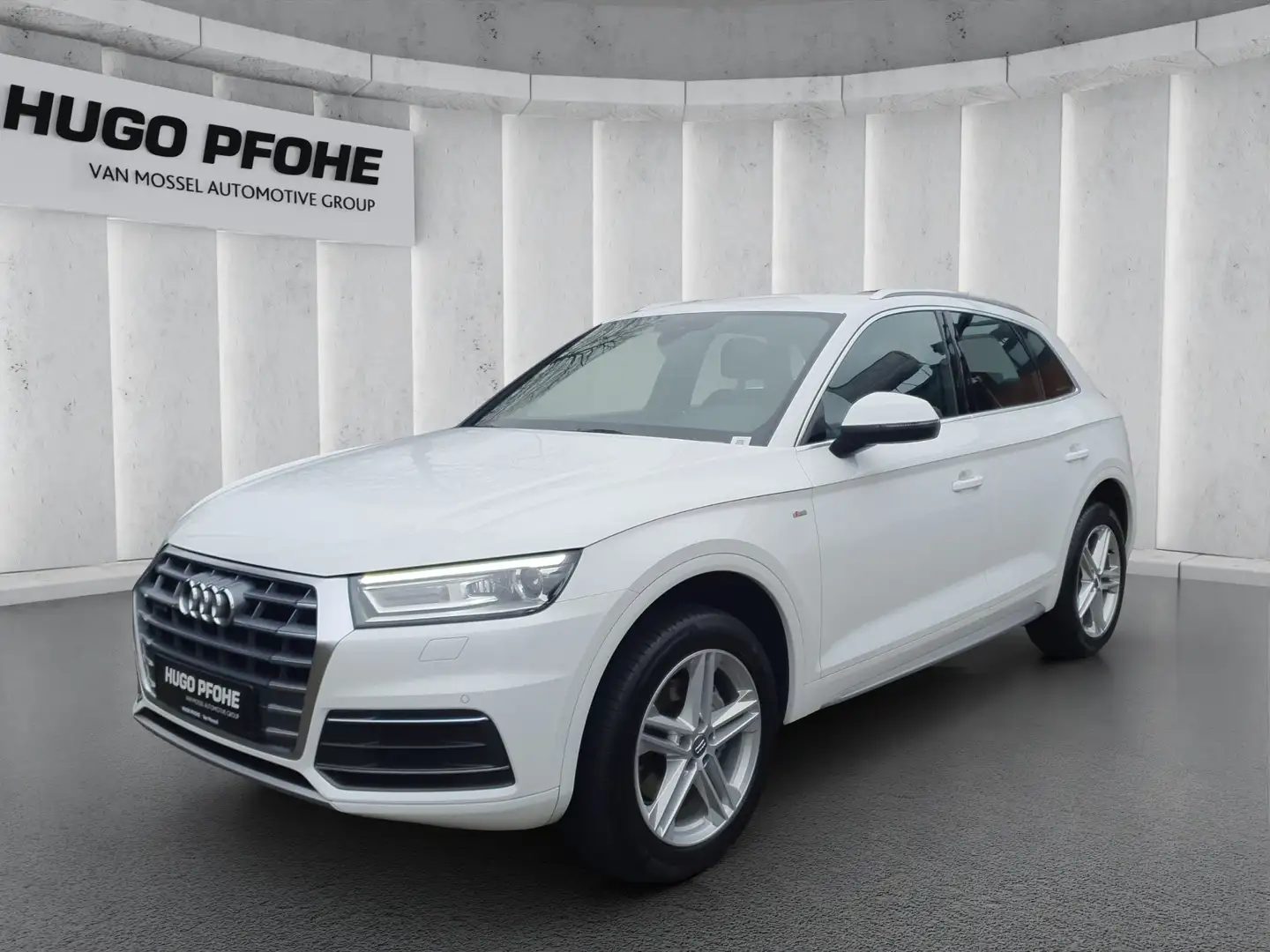 Audi Q5 2.0 45 TFSI Quattro Sport Aut. | XENON | AHK | RFK Weiß - 1
