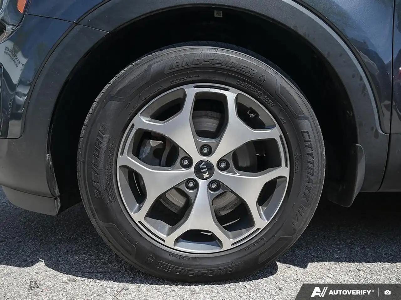 Kia Telluride снимка Kia Telluride