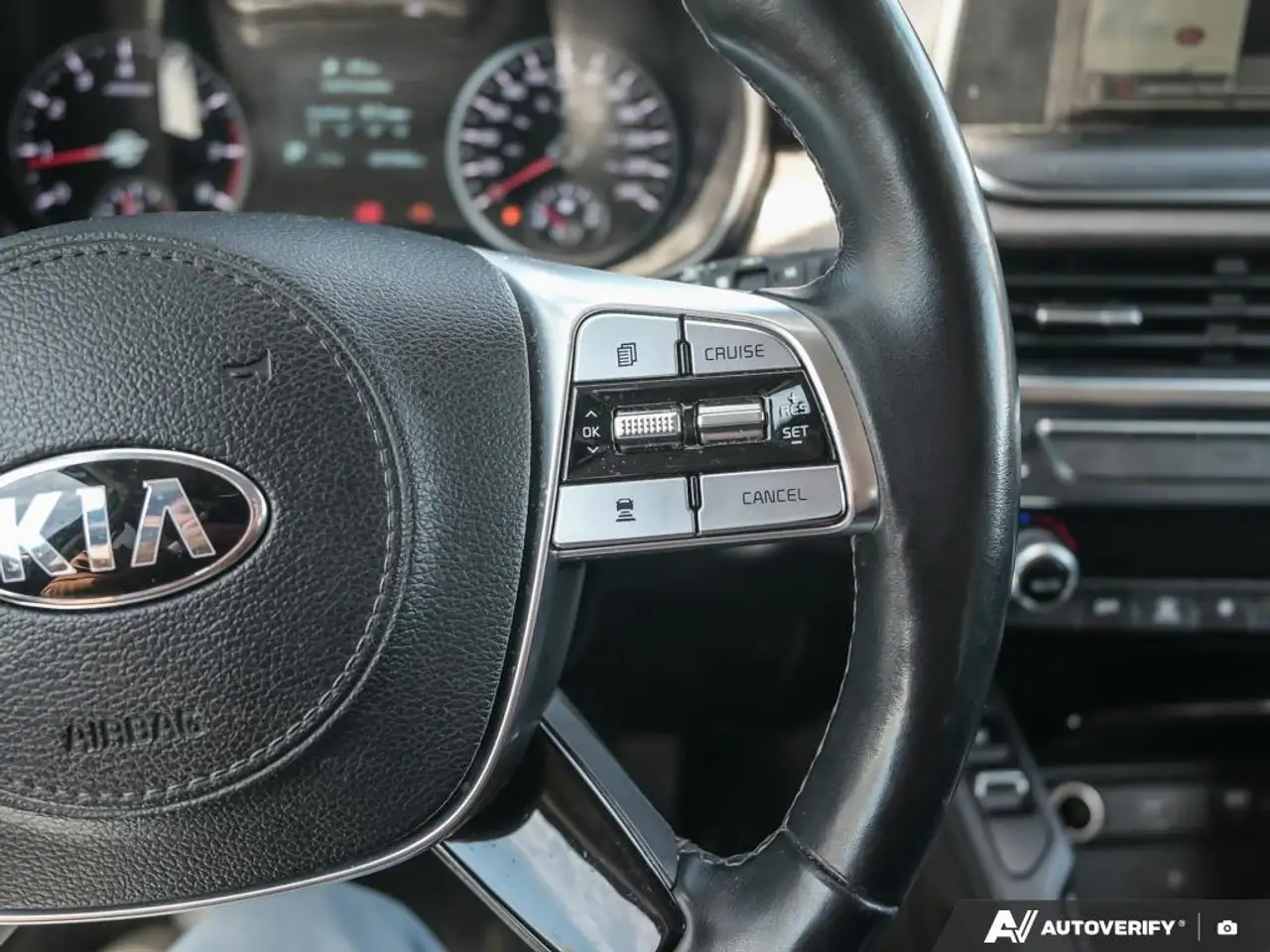 Kia Telluride снимка Kia Telluride