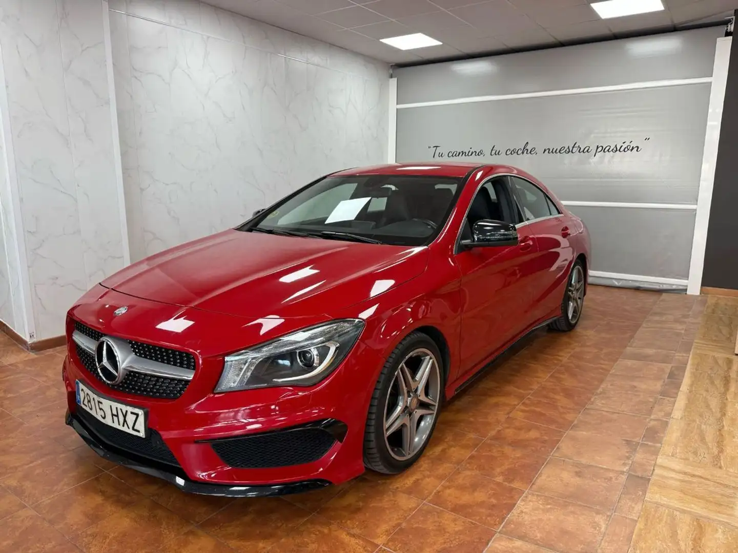 Mercedes-Benz CLA 200 200CDI AMG Line Violet - 1