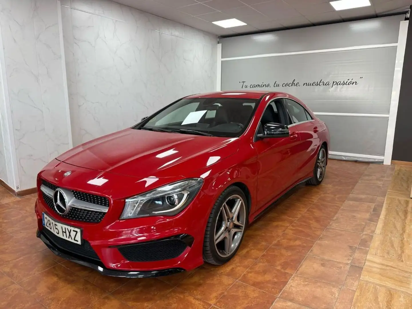 Mercedes-Benz CLA 200 200CDI AMG Line Violett - 1