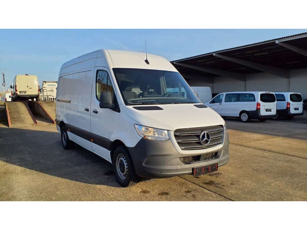 Second hand Mercedes Benz Sprinter 