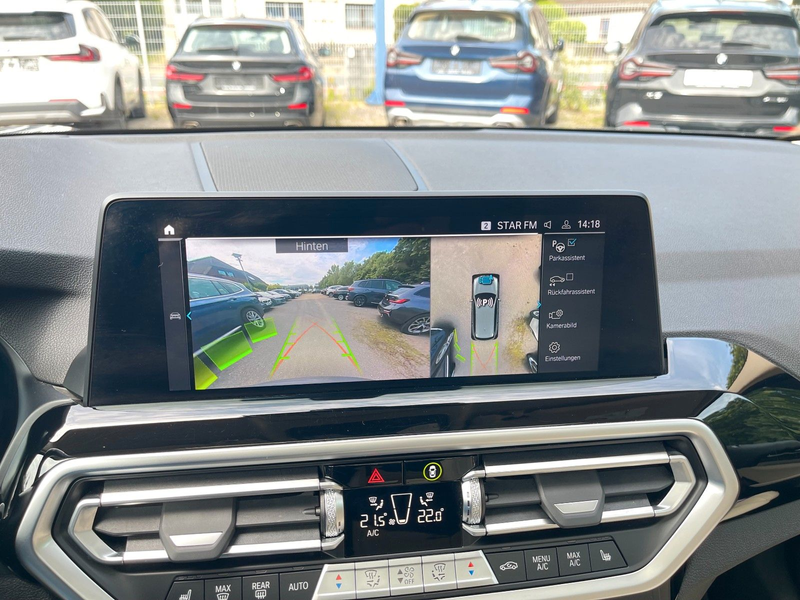 BMW X3 xD30e PANO 360° HUD LASER AHK DA Unfallfrei — photo 10