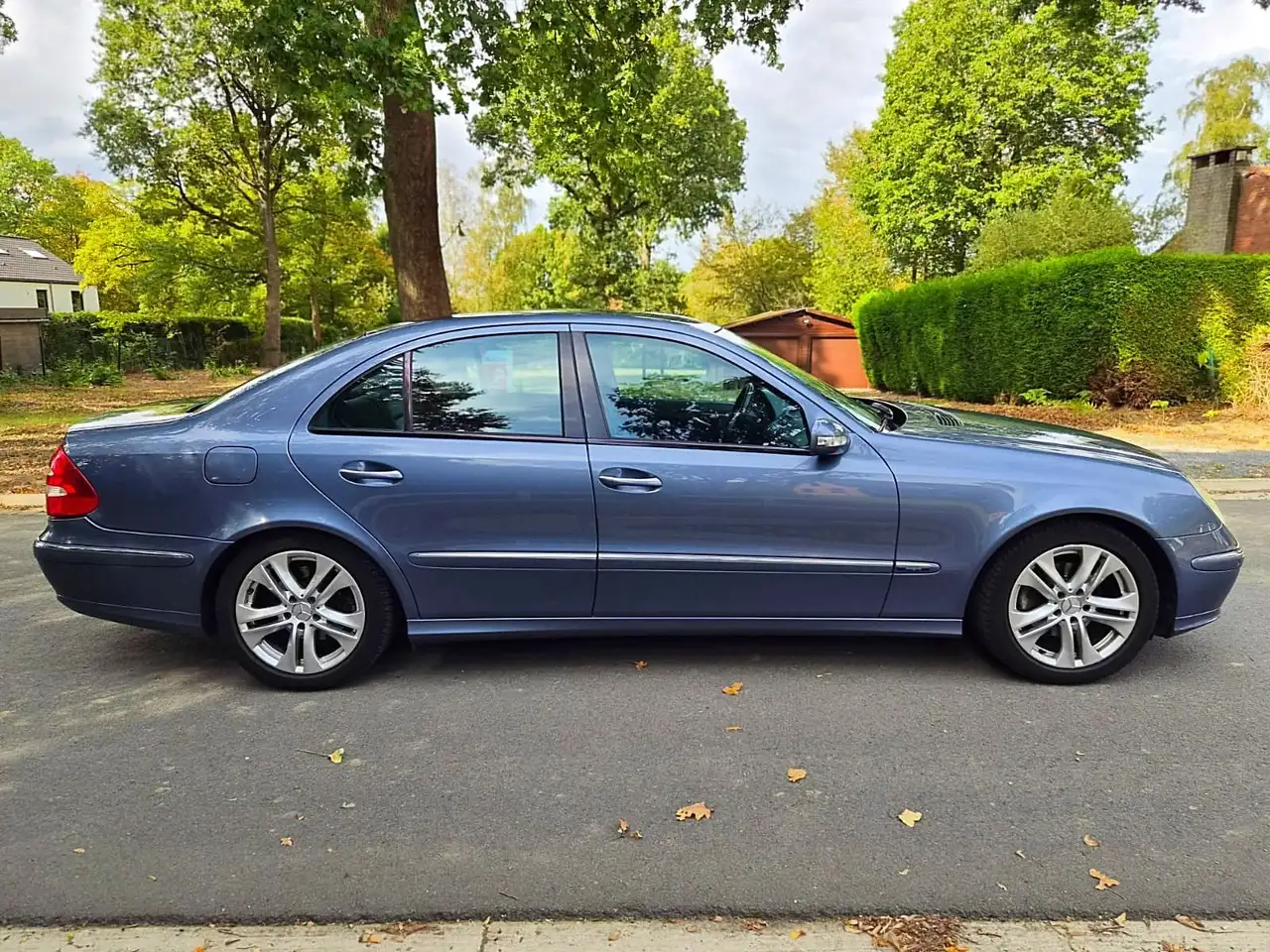 Mercedes-Benz E 220