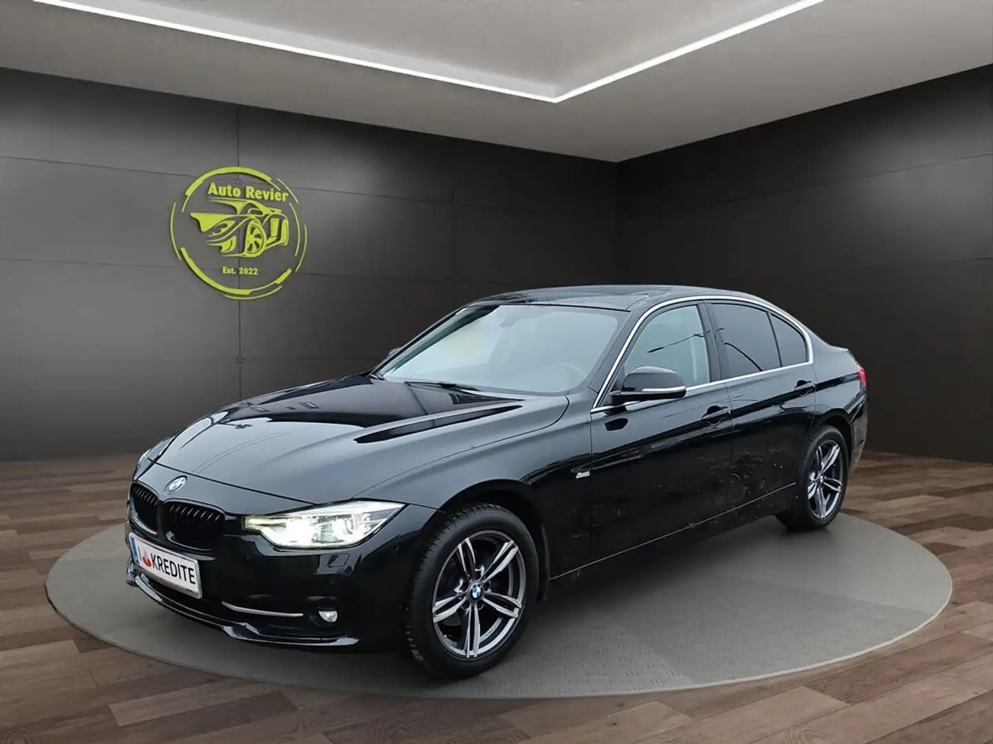 BMW 318 d xDrive Sport Line Schwarz - 1