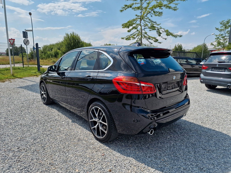 BMW 218 Sport Line, HiFi, DAB, LED — photo 10