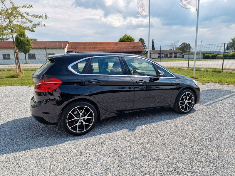 BMW 218 Sport Line, HiFi, DAB, LED — photo 13